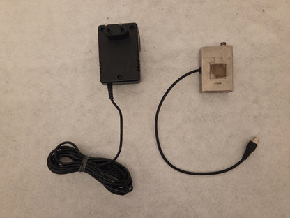 Sega Mega Drive Console Konsole 1601-18 mit Kabeln und Controller