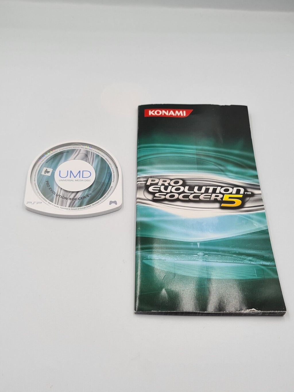 Sony PSP Spiel Pro Evolution Soccer 5 mit OVP und Anleitung Deutsch - T-Retro-Games 