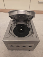 Nintendo GameCube Konsole Console mit Controller + Kabeln Silber  DOL-001 (EUR)