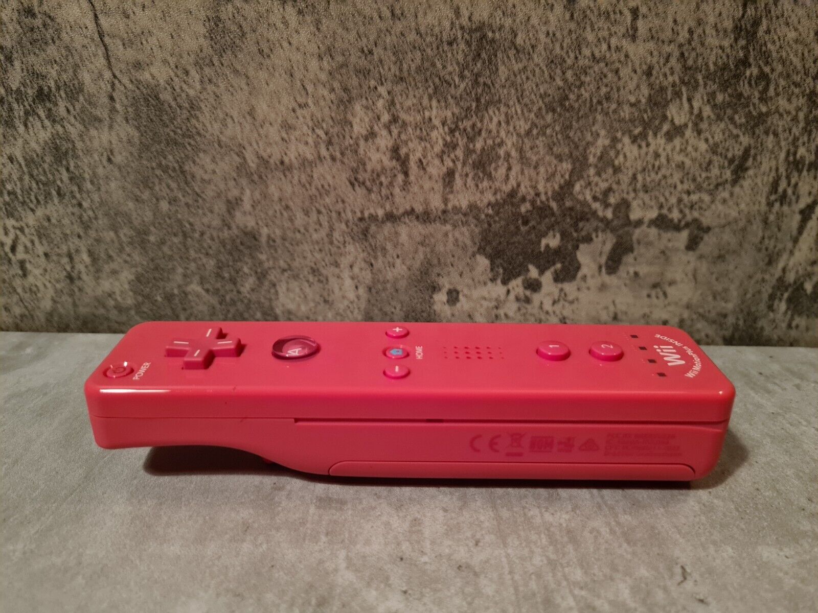 Nintendo Wii U Controller Remote Plus Pink - T-Retro-Games 