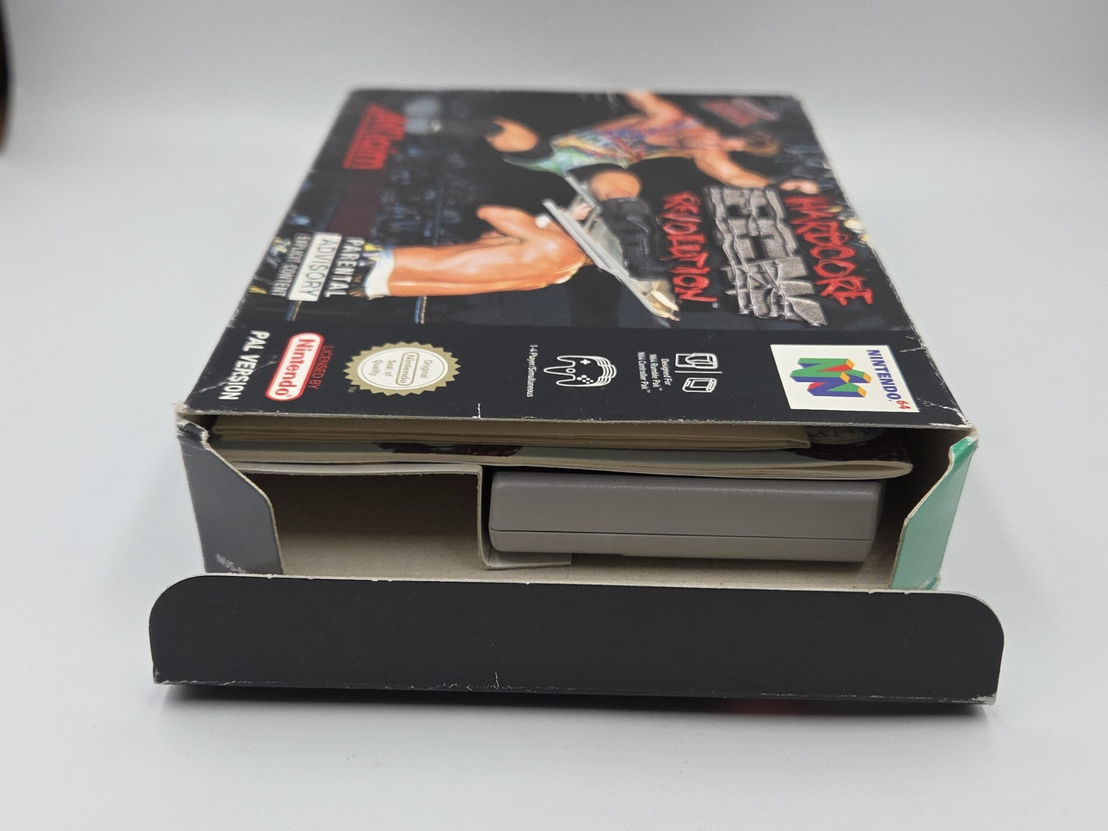 N64 Nintendo 64 ECW Hardcore Revolution mit OVP und Anleitung EUR