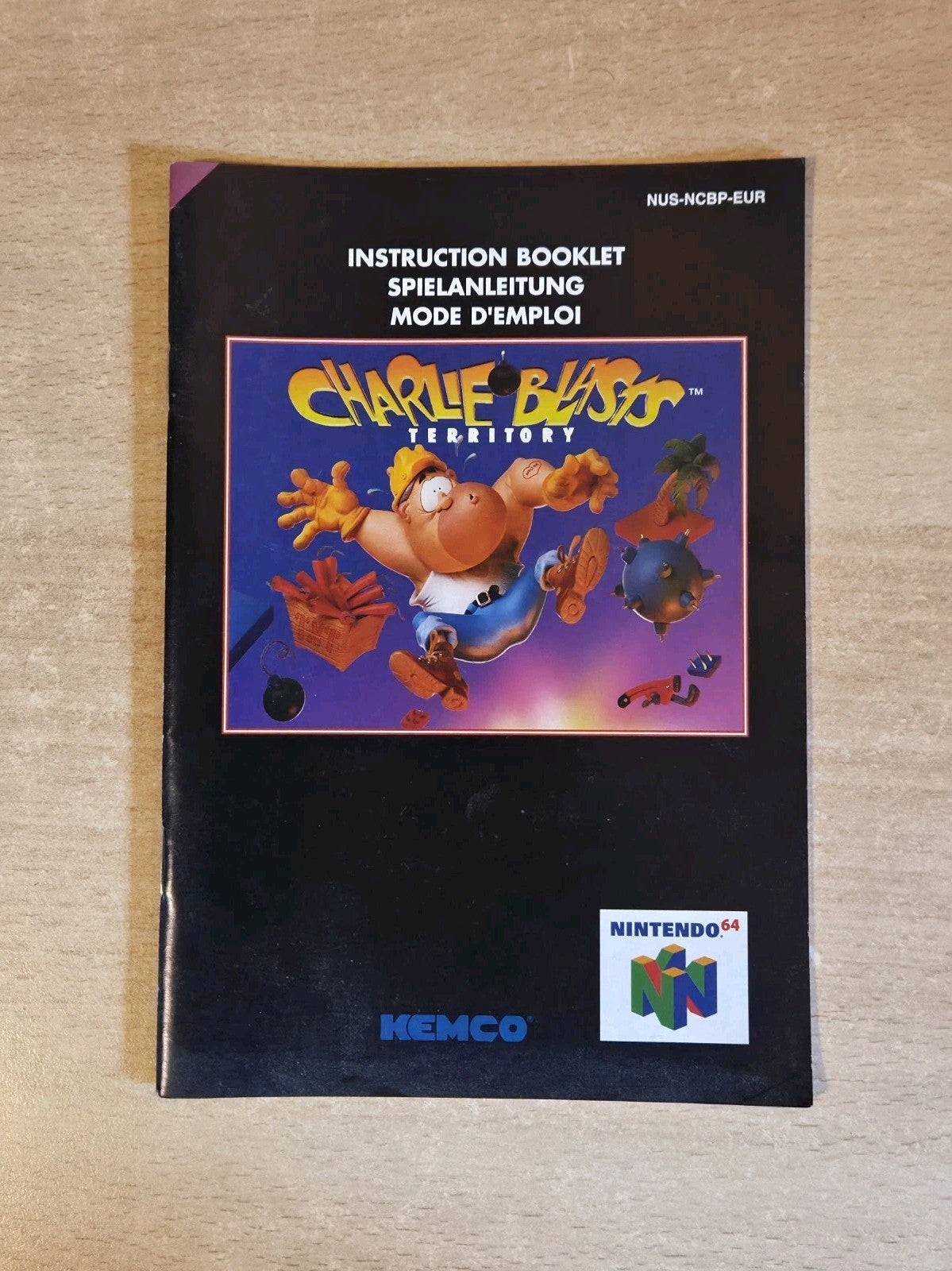 N64 Nintendo 64 Charlie Blasts Territory Instruction Booklet EUR