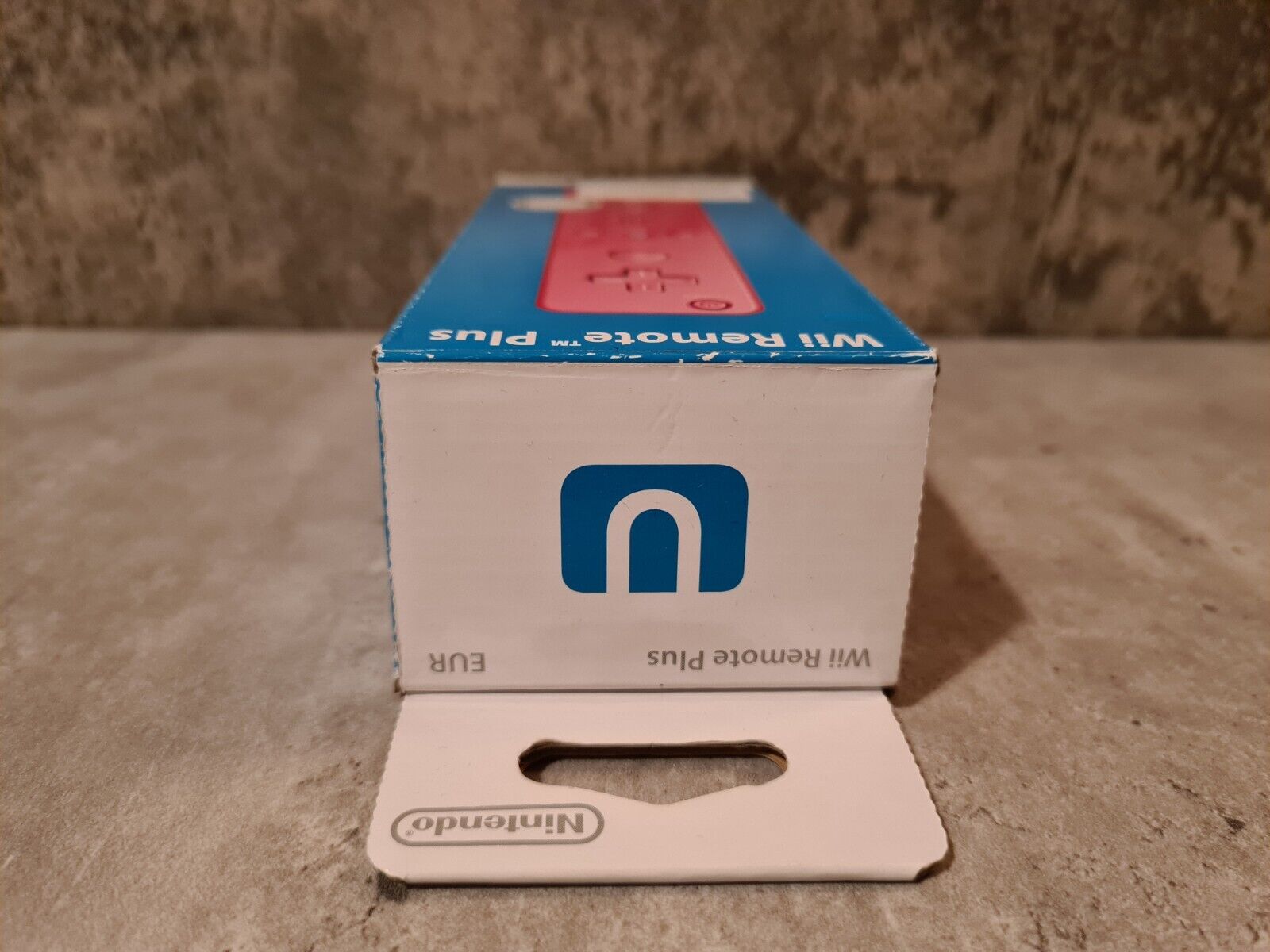 Nintendo Wii U Controller Remote Plus Pink - T-Retro-Games 