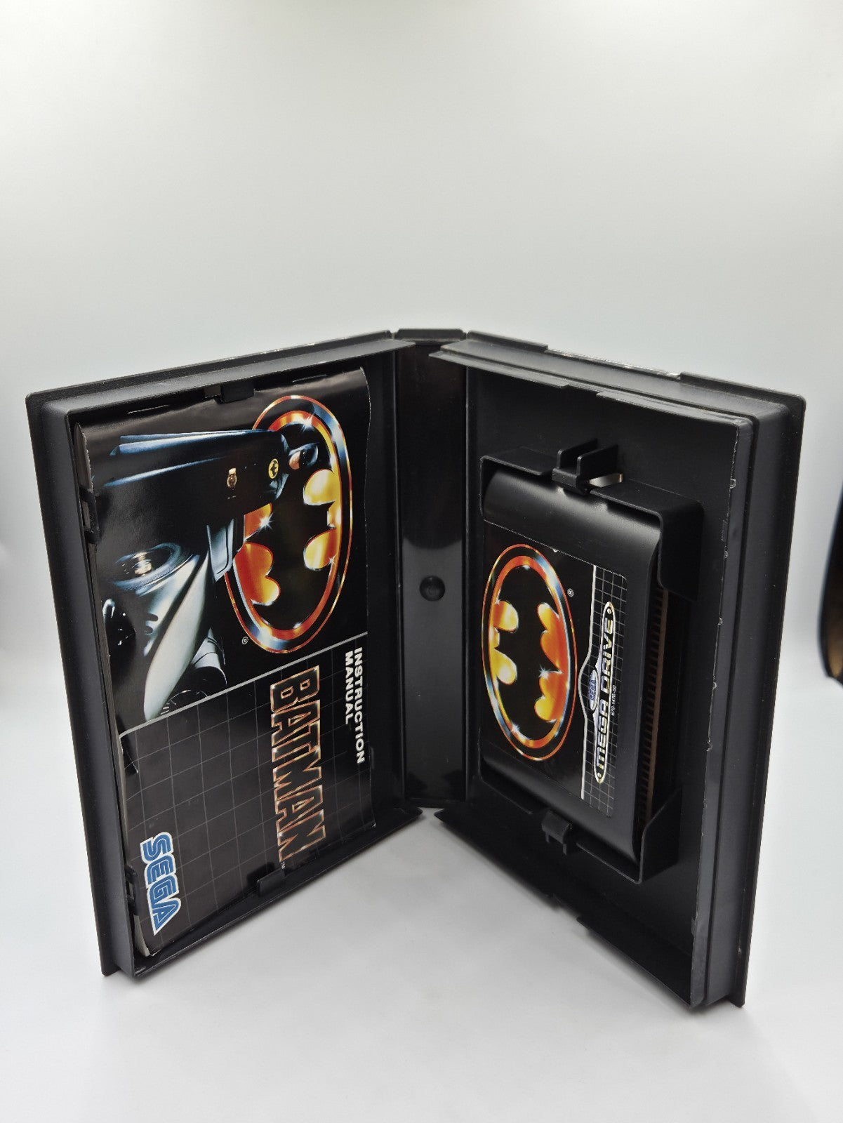 Sega Mega Drive Spiel Batman mit OVP und Anleitung Multilingual 