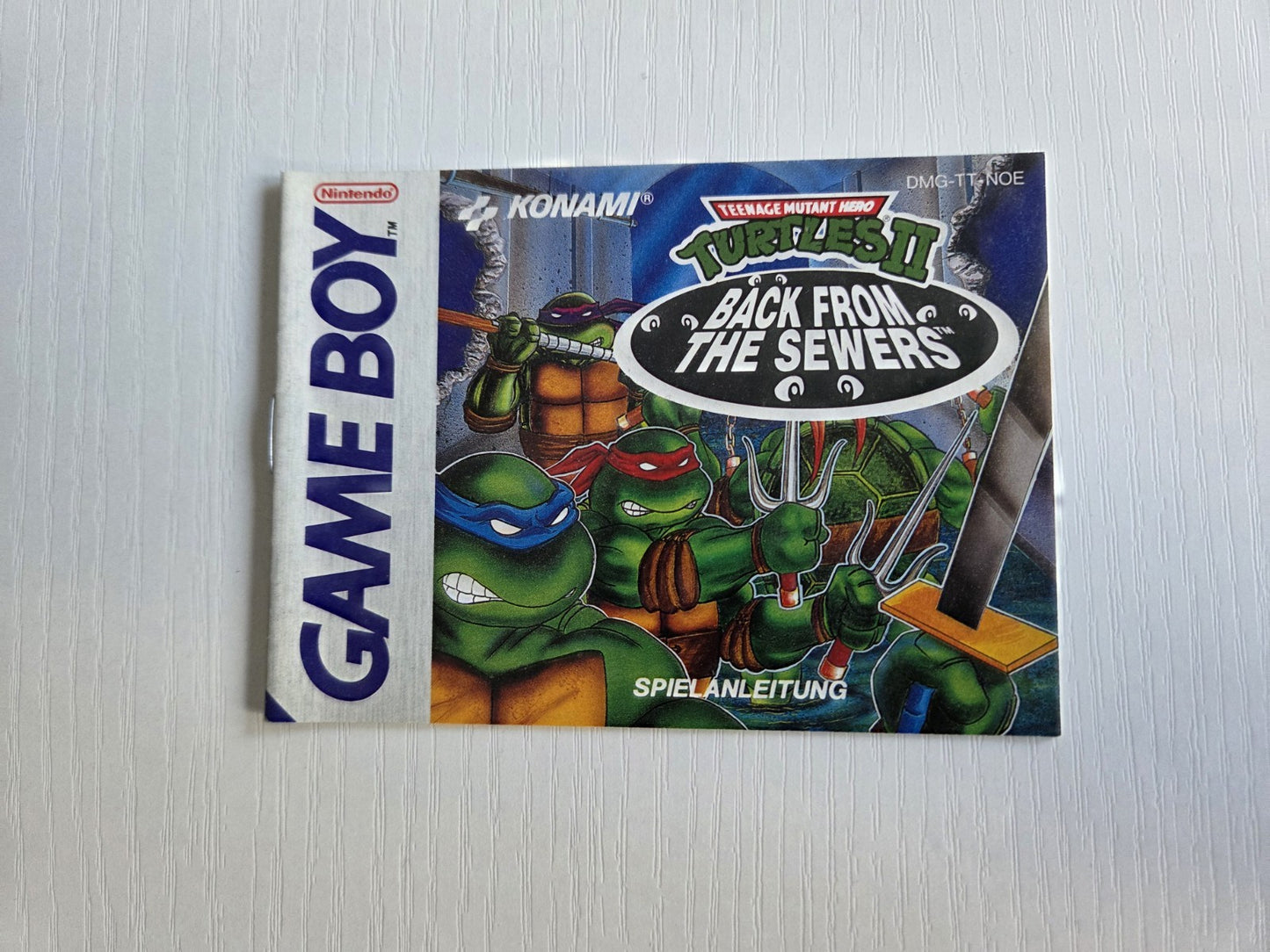 Game Boy Classic Turtles II Back from the Sewers Instruction Booklet NOE