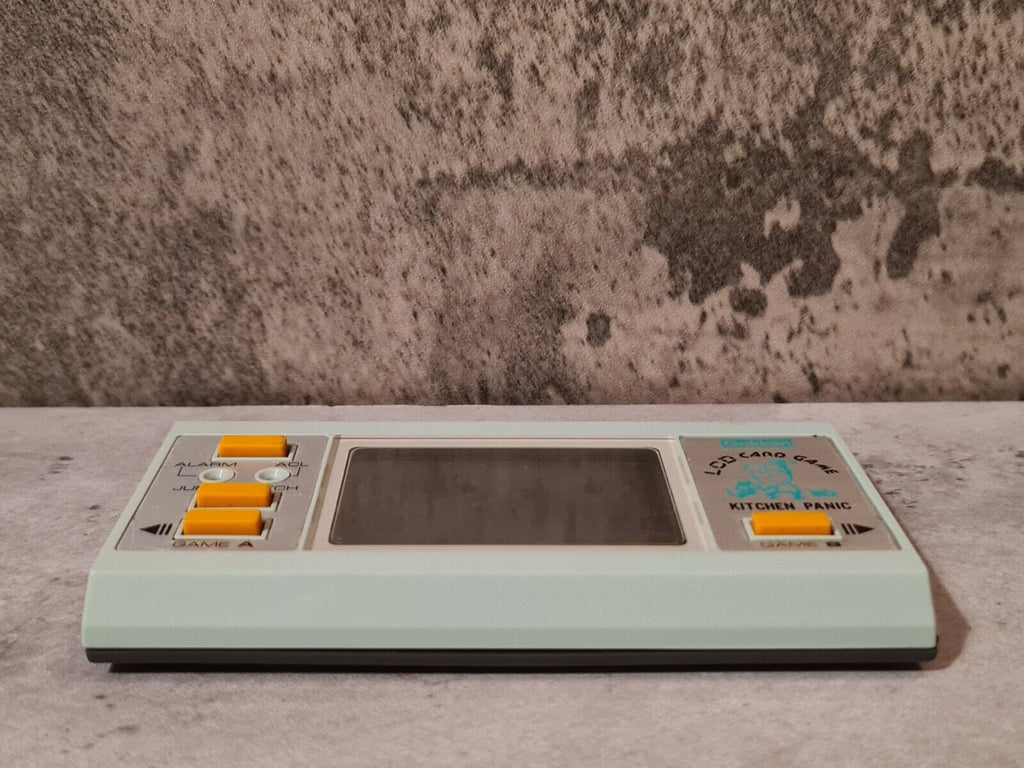 LCD Card Game Kitchen Panic Gakken - T-Retro-Games 