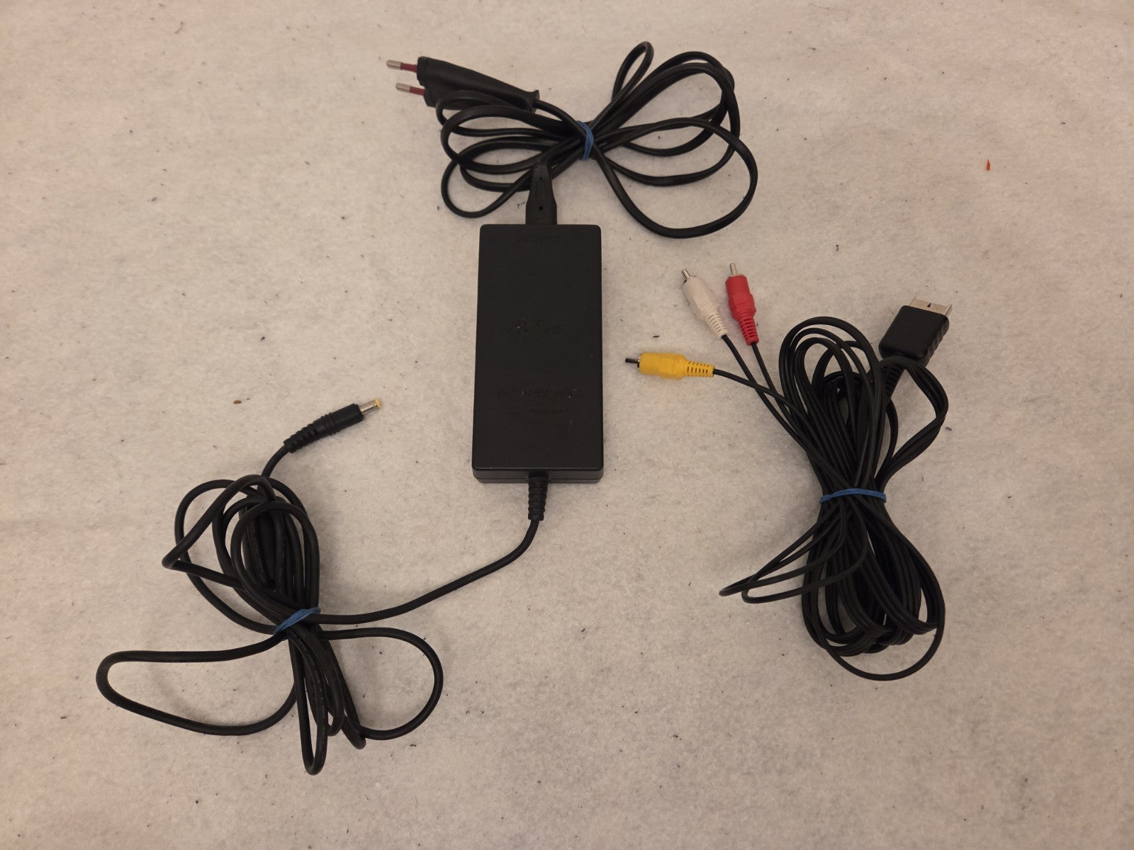 PS2 Playstation 2 Slim Konsole Console mit Controller + Kabeln Silber Silver