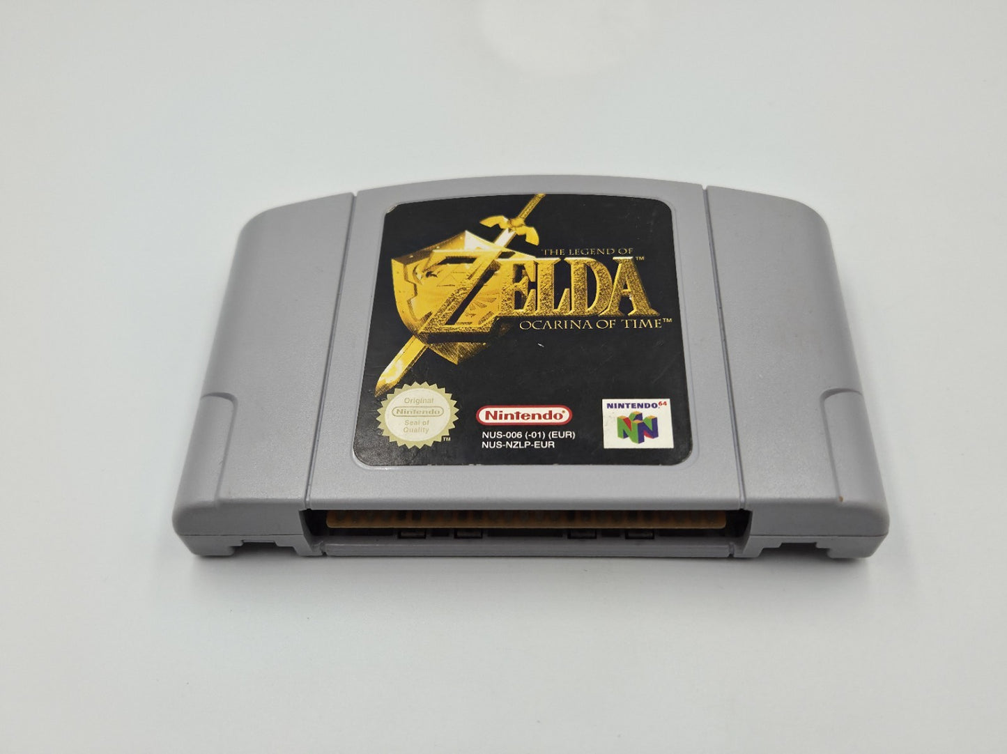 N64 Nintendo 64 The Legend of Zelda Ocarina of Time mit OVP und Anleitung NOE