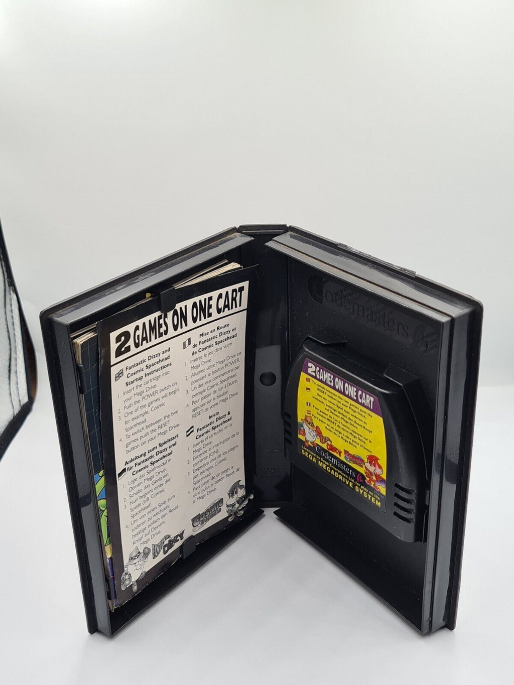 Sega Mega Drive Fantastic Dizzy/Cosmic Spacehead 2 in 1 mit OVP und Anleitung - T-Retro-Games 