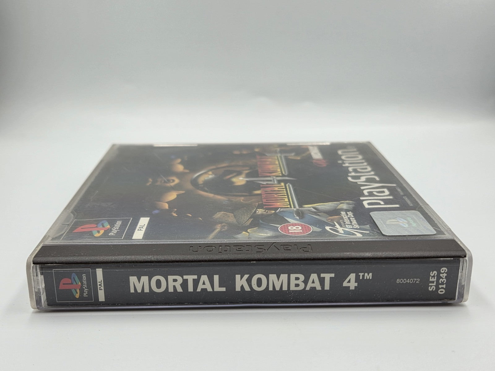 PS1 Playstation 1 Mortal Kombat 4 mit OVP und Anleitung Multilingual 