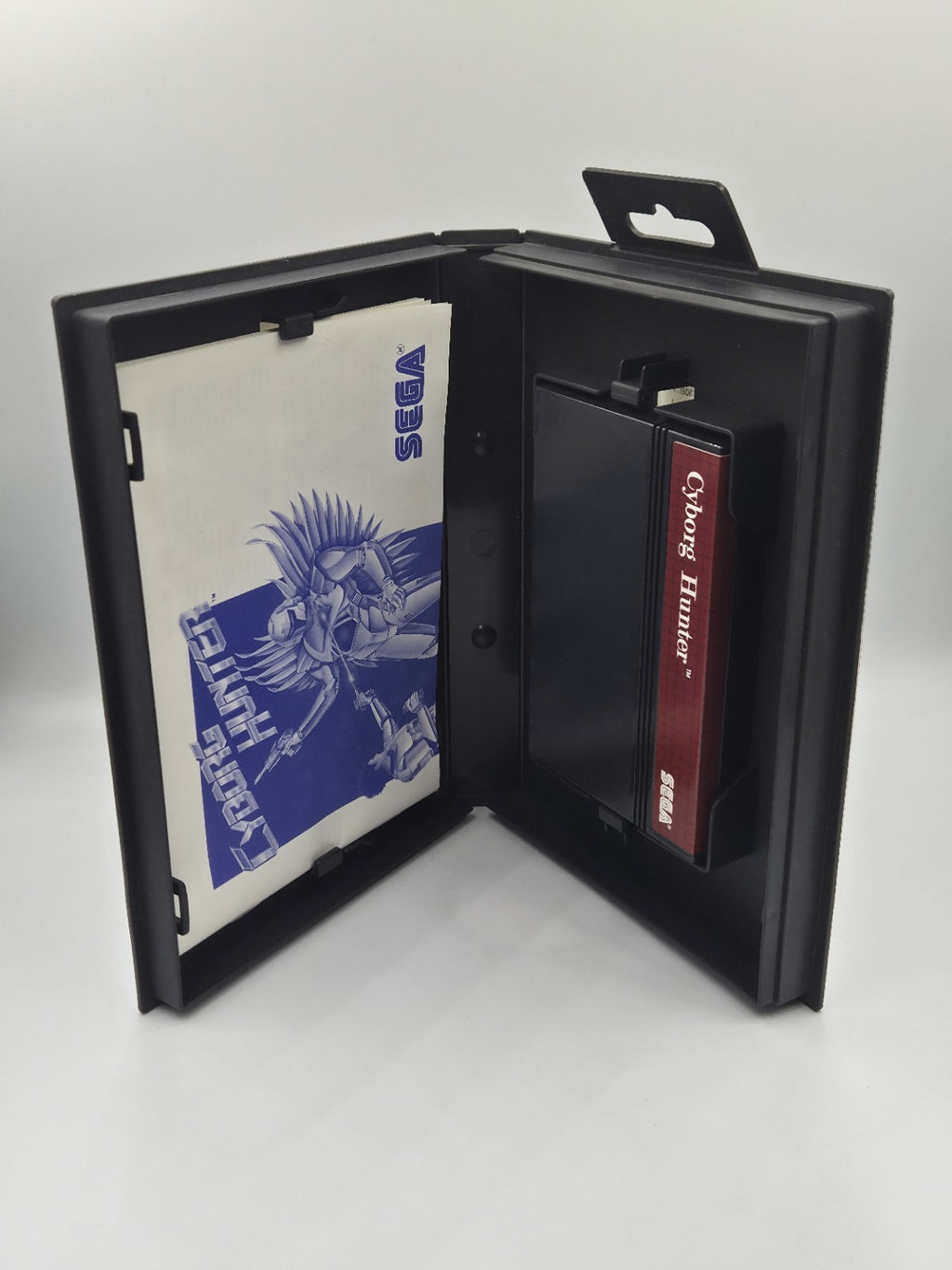 Sega Master System Spiel Cyborg Hunter mit OVP und Anleitung Multi Language 