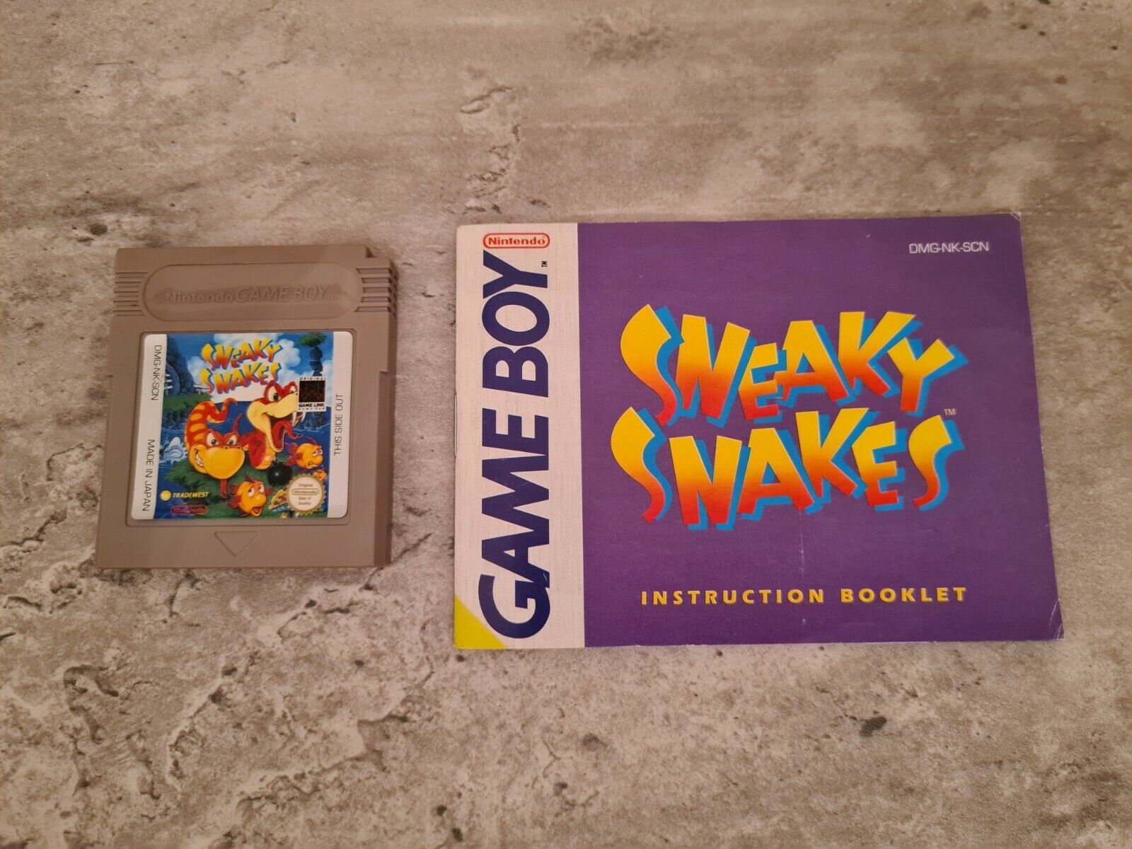 Nintendo Game Boy Classic Sneaky Snakes mit OVP und Anleitung SCN - T-Retro-Games 