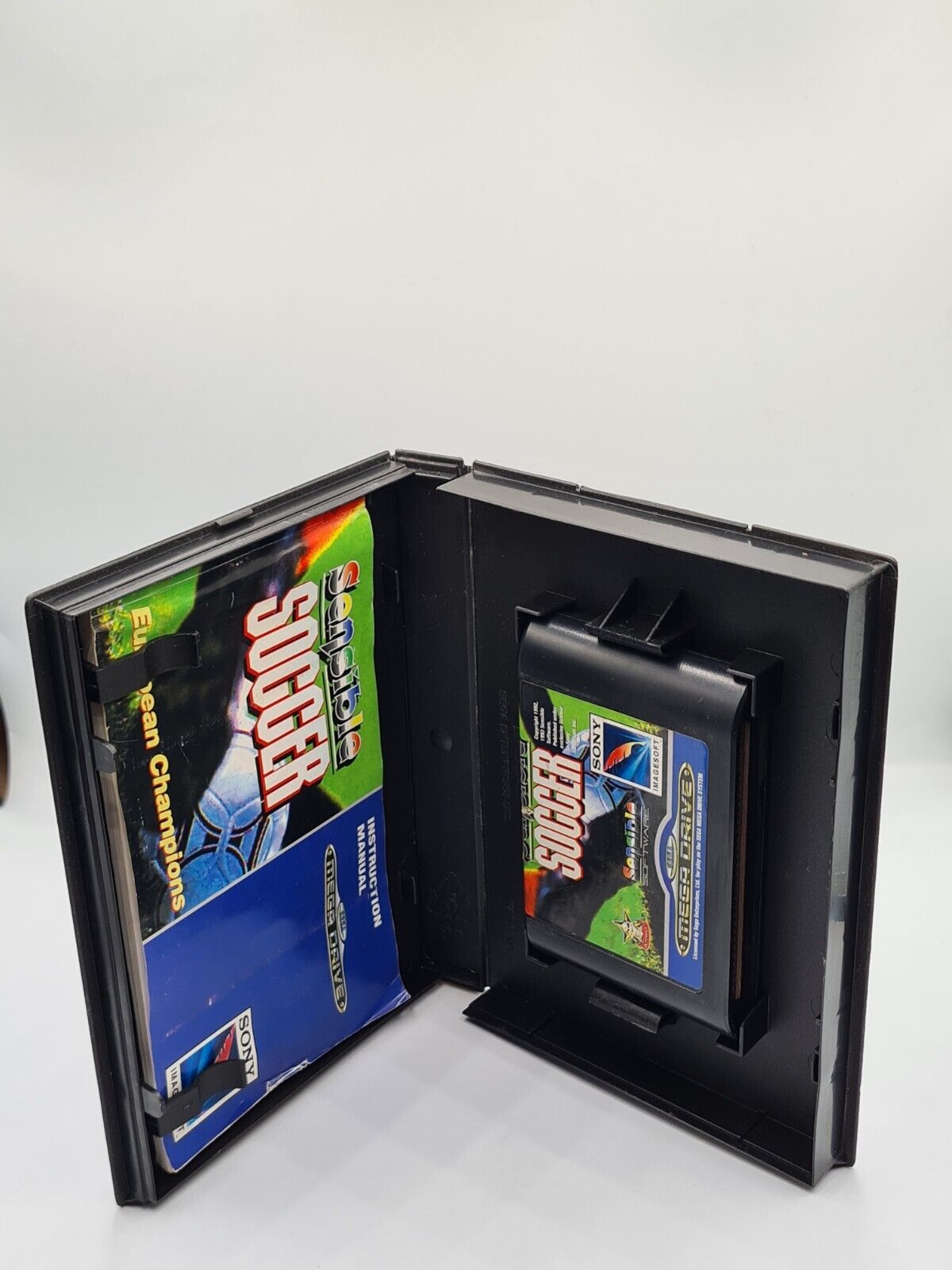 Sega Mega Drive Spiel Sensible Soccer mit OVP und Anleitung Multi Language - T-Retro-Games 