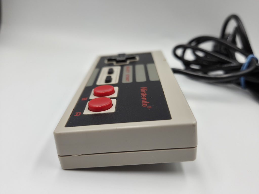 Nintendo NES Controller Model NO: NES-004E