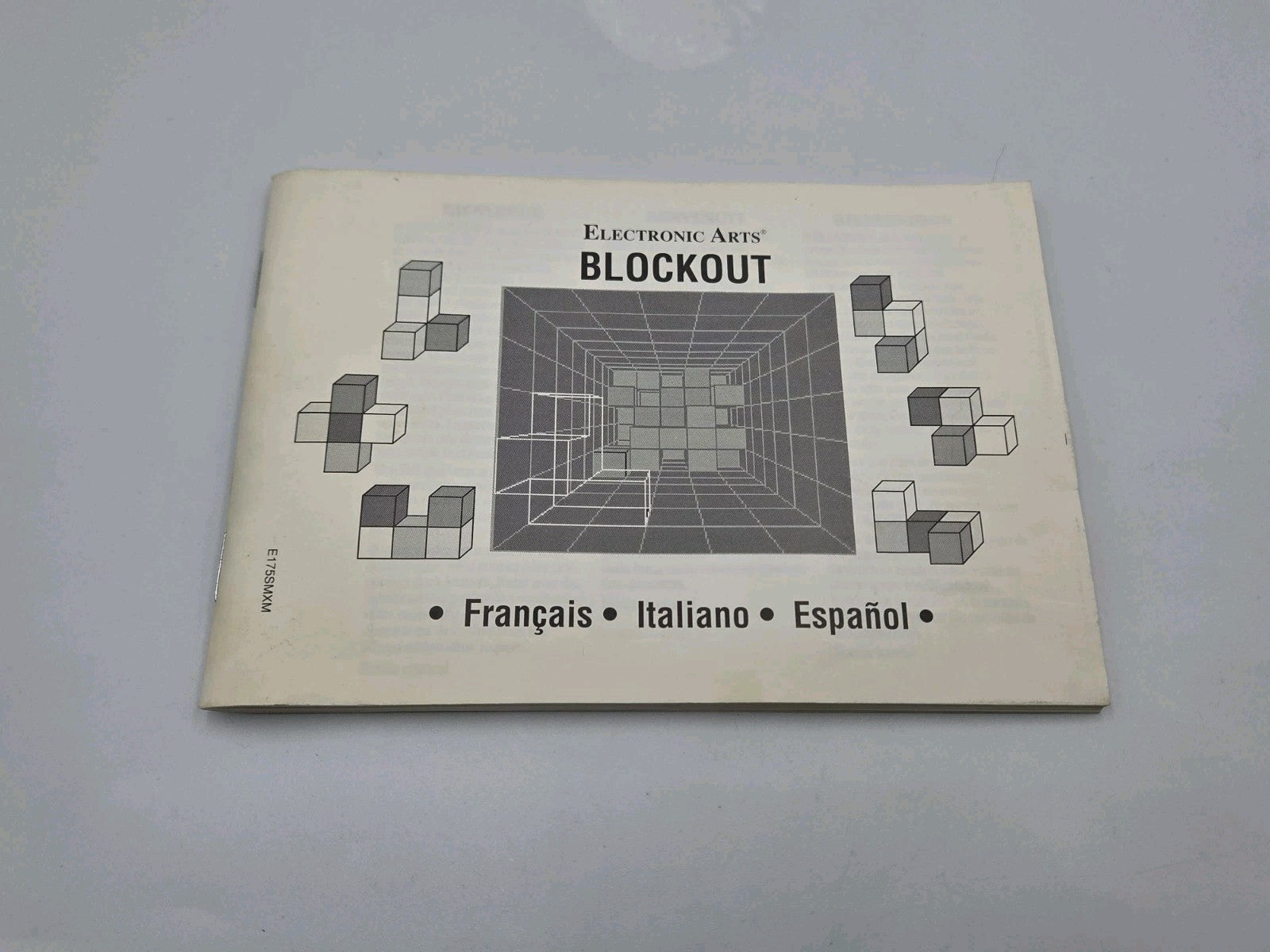 Sega Mega Drive Spiel Blockout mit OVP und Anleitung Multilingual 