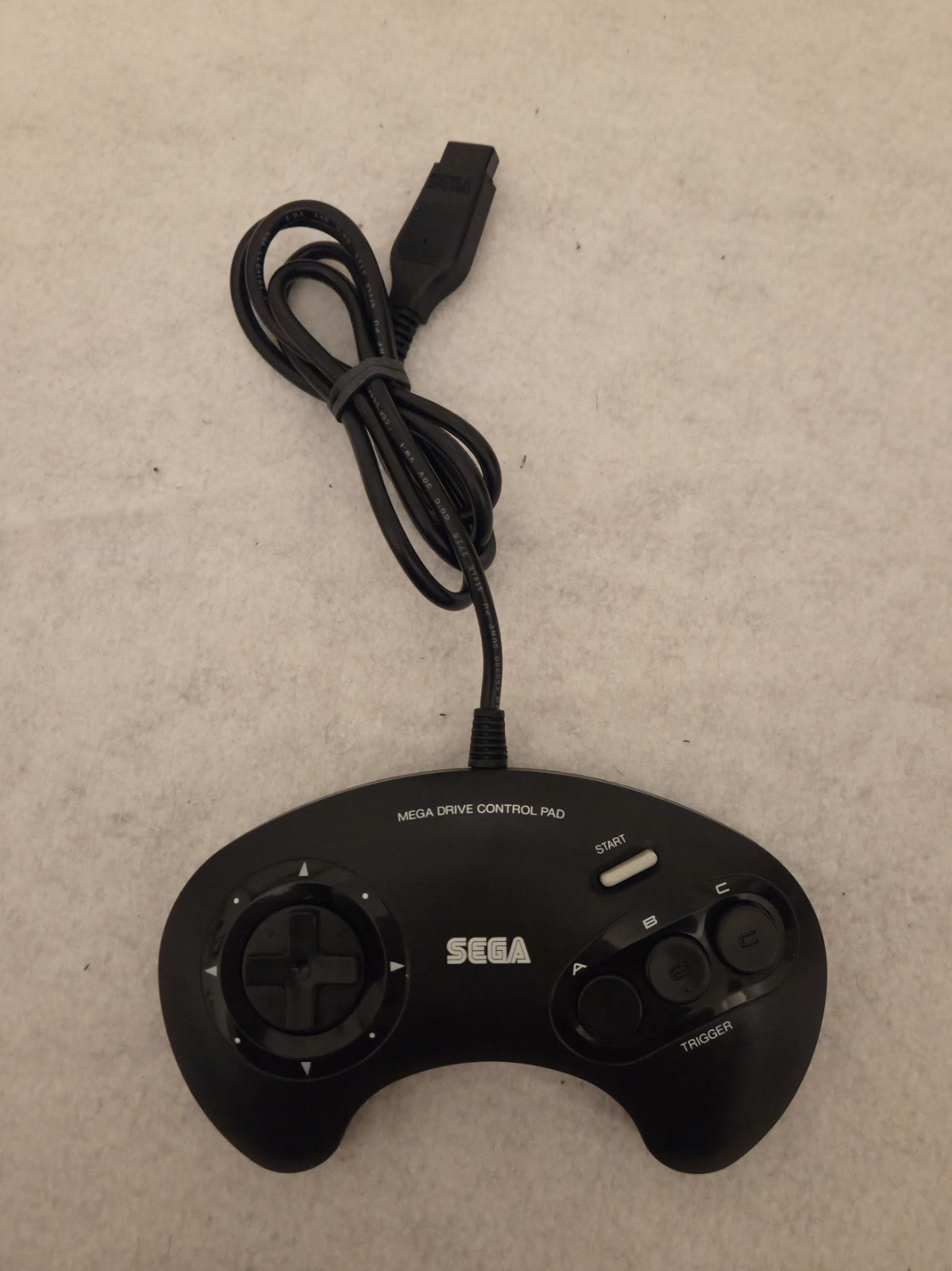 Sega Mega Drive Console Konsole 1601-18 mit Kabeln und Controller
