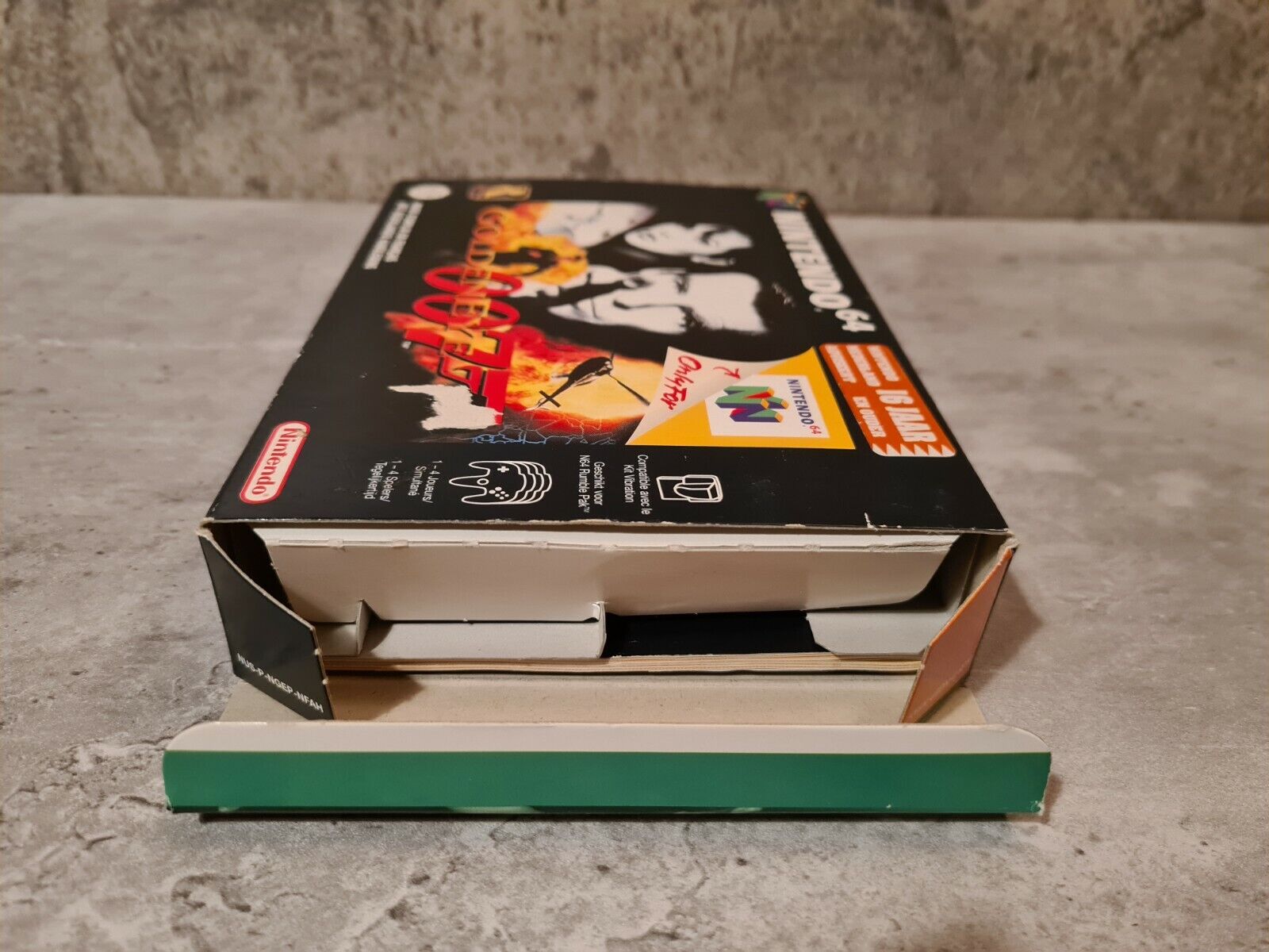 N64 Nintendo 64 GoldenEye 007 mit OVP und Anleitung FAH - T-Retro-Games 