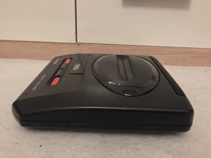 Sega Mega Drive II Video Game Konsole Console OVP