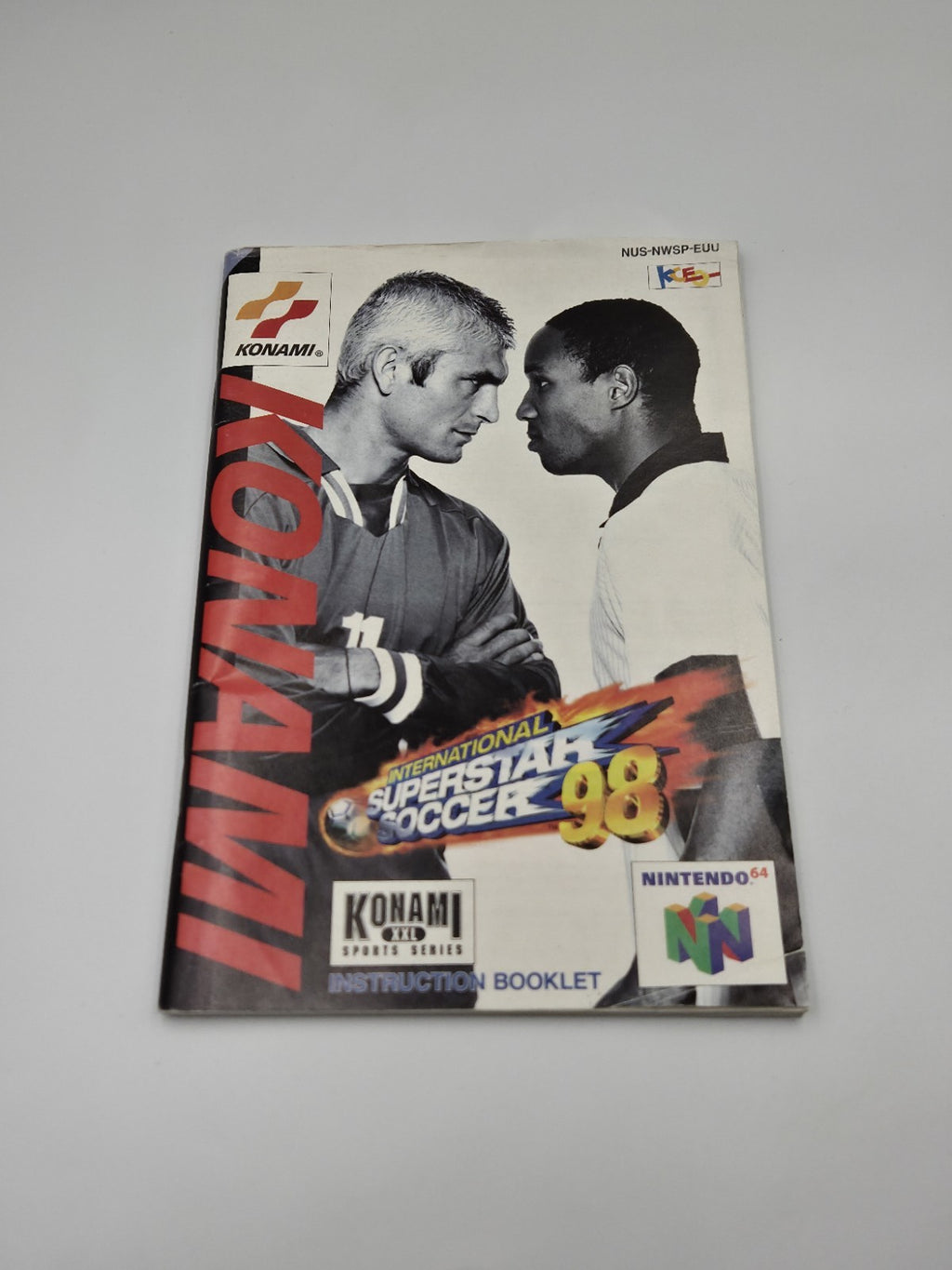 N64 Nintendo 64 International Superstar Soccer 98 mit OVP und Anleitung EUR