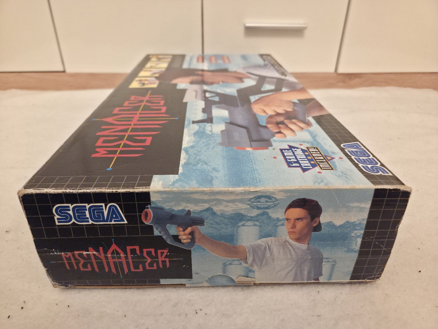 Sega Mega Drive Menacer Light Gun Zapper OVP 1992 
