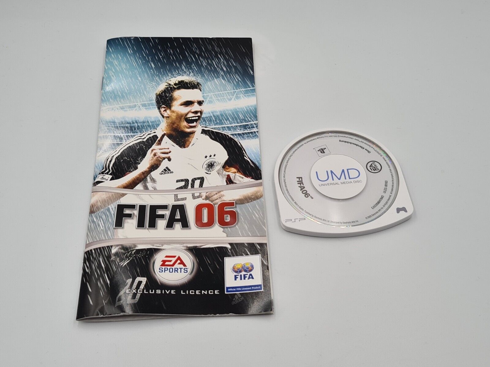 Sony PSP Spiel Fifa 06 mit OVP und Anleitung Deutsch - T-Retro-Games 
