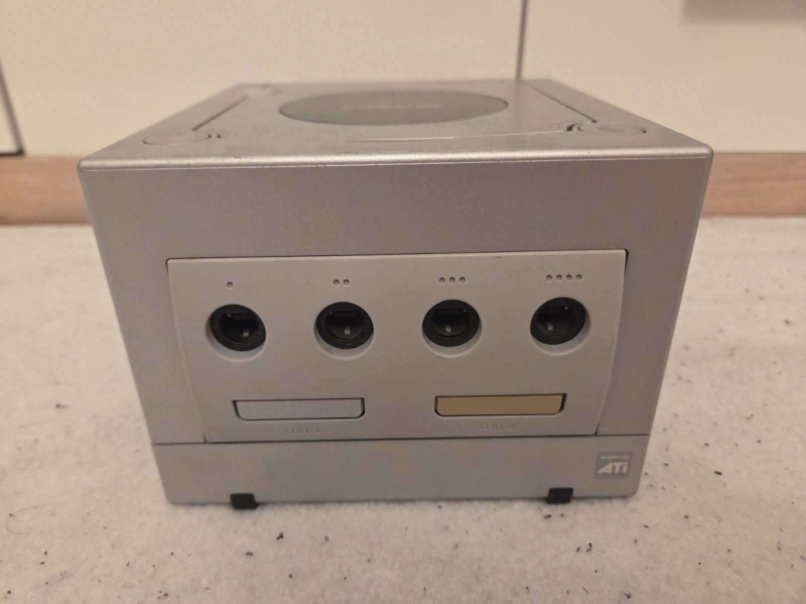 Nintendo GameCube Konsole Console mit Controller + Kabeln Silber  DOL-001 (EUR)