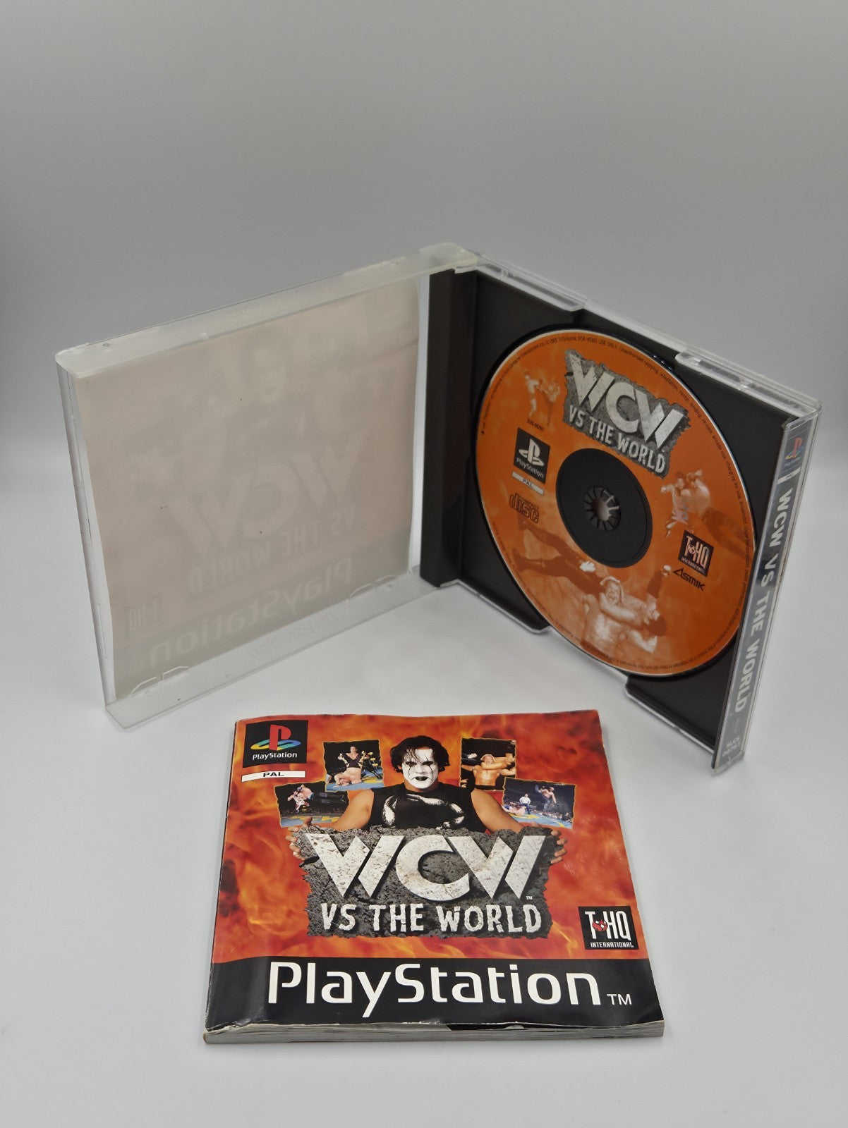 PS1 Playstation 1 WCW Vs. The World mit OVP und Anleitung Multilingual