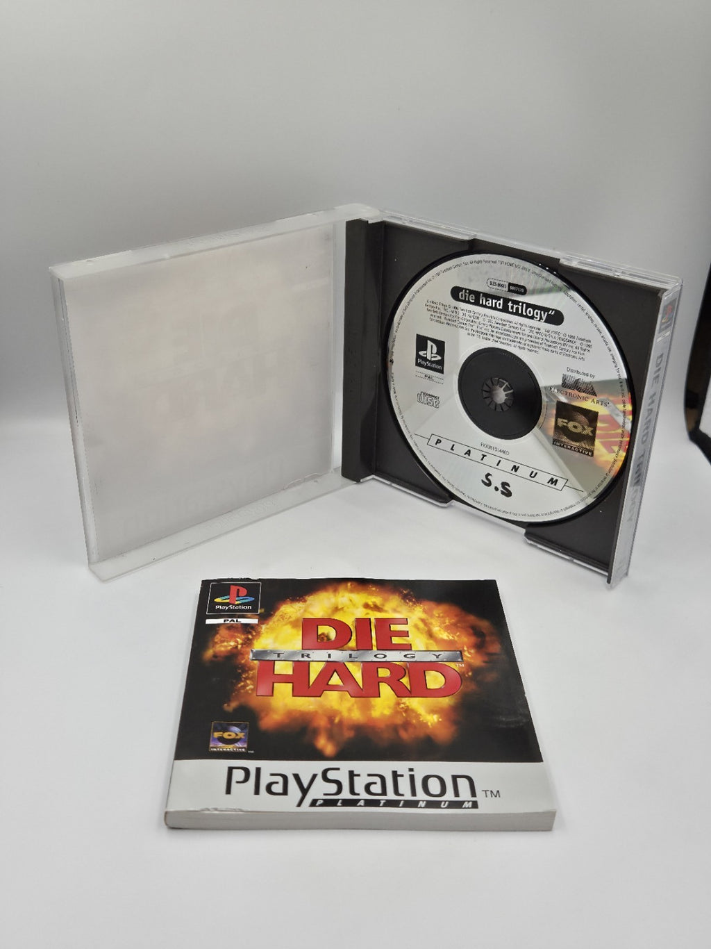 PS1 Playstation 1 Spiel Die Hard Trilogy mit OVP und Anleitung Deutsch