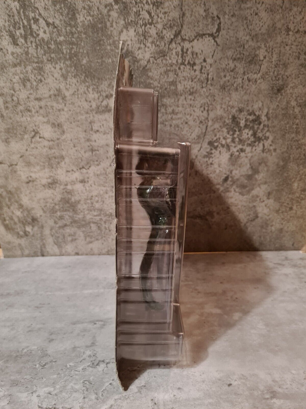 Palisades Action Figures: Series 2 Resident Evil Alexia 2001 - T-Retro-Games 