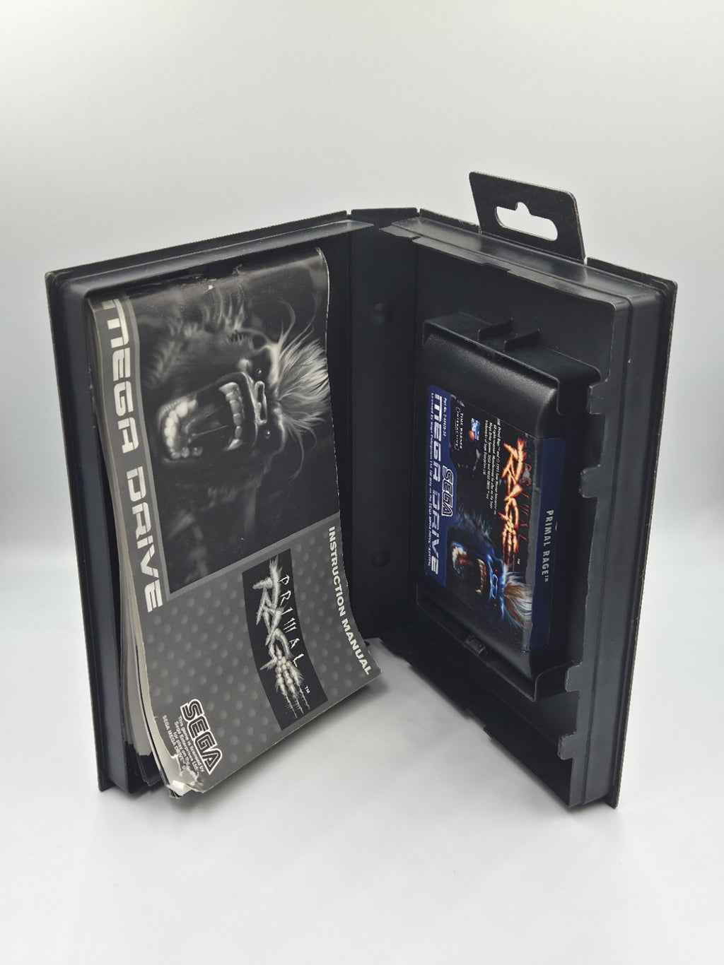 Sega Mega Drive Spiel Primal Rage mit OVP und Anleitung Multilingual 