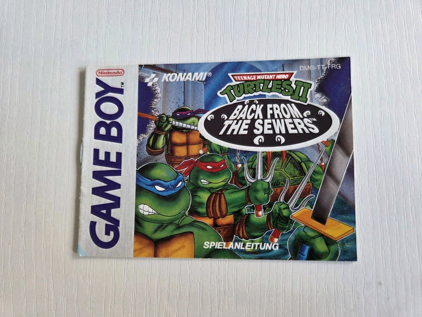 Game Boy Classic Turtles II Back from the Sewers Instruction Booklet FRG