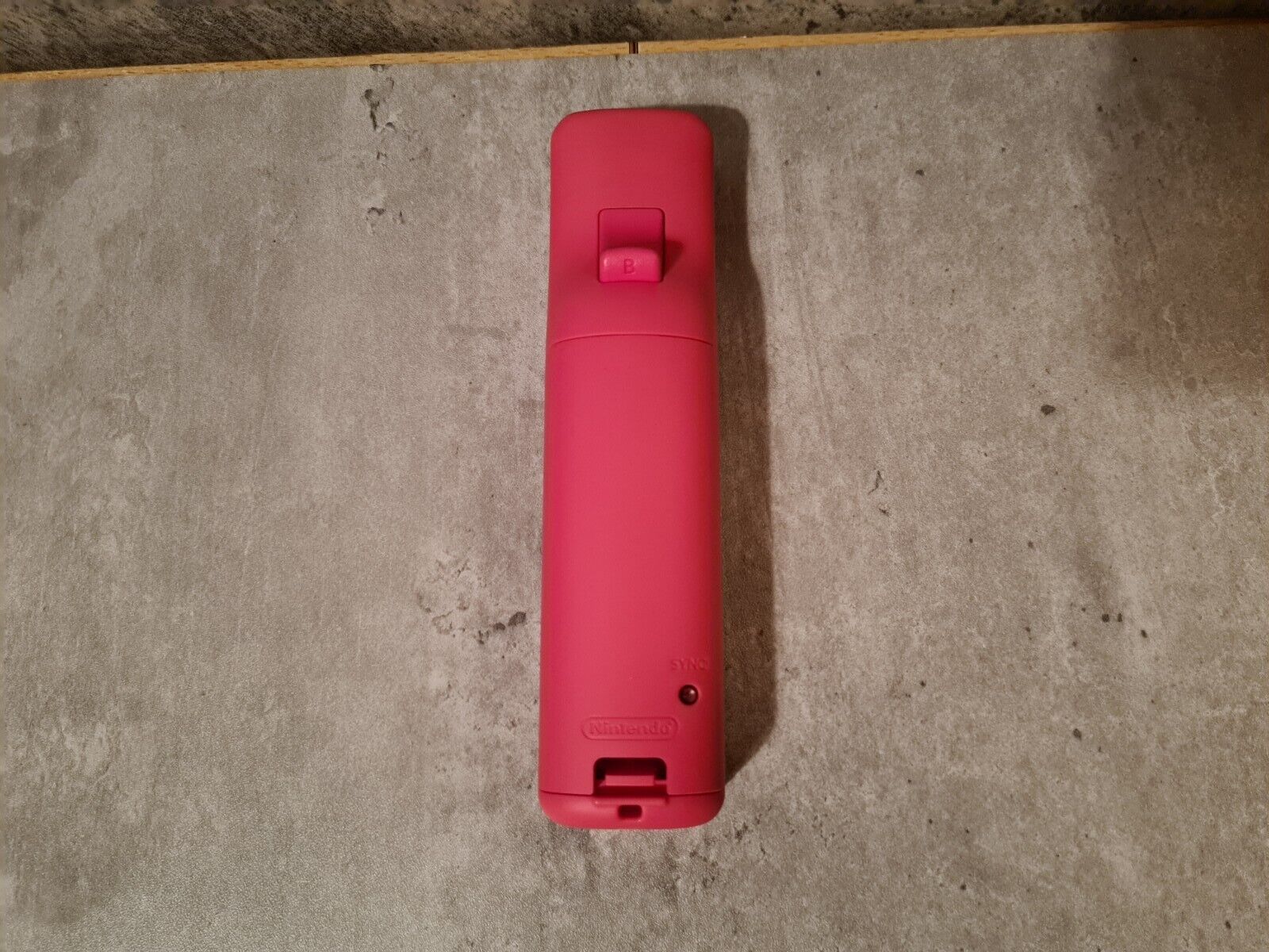 Nintendo Wii U Controller Remote Plus Pink - T-Retro-Games 