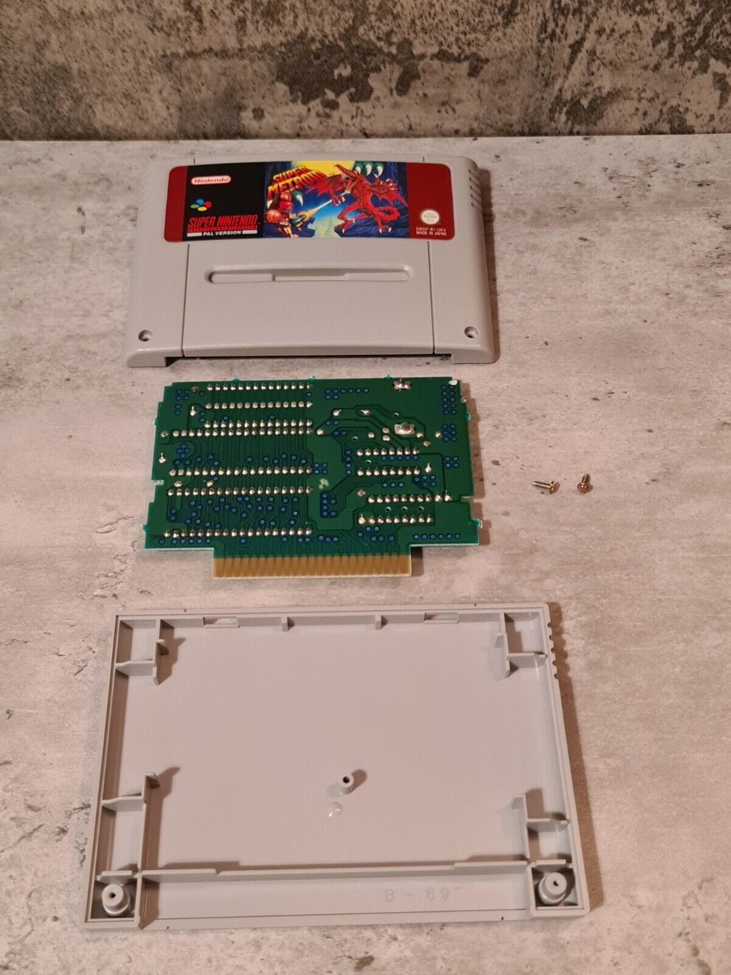 SNES Super Nintendo Super Metroid mit OVP und Spieleberater UKV Big Box - T-Retro-Games 