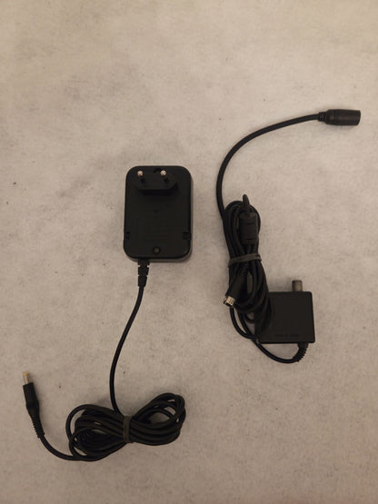 Sega Mega Drive Console Konsole 1631-50 mit Kabeln und Controller