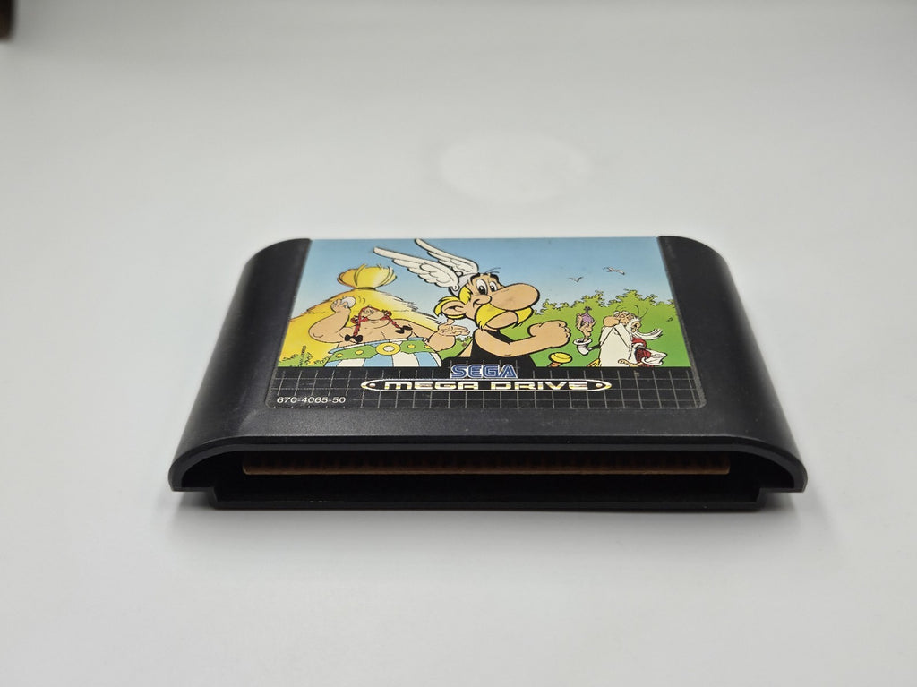 Sega Mega Drive Spiel Asterix mit OVP Multi Language 
