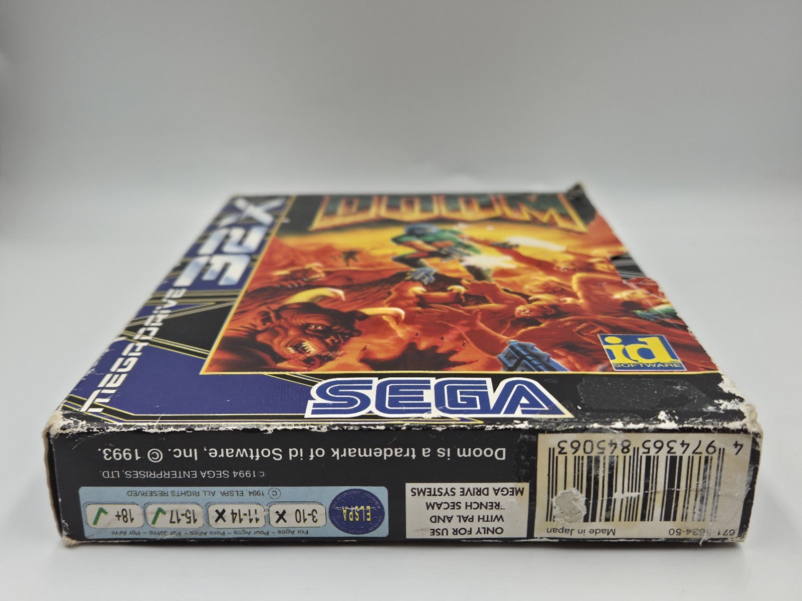 Sega Mega Drive 32x Spiel Doom mit OVP und Anleitung Multilingual 