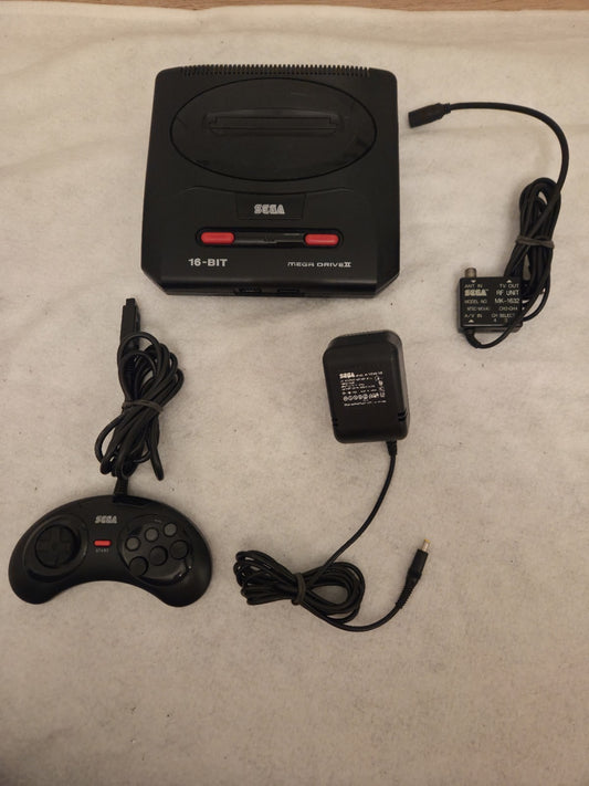 Sega Mega Drive Console Konsole 1631-50 mit Kabeln und Controller