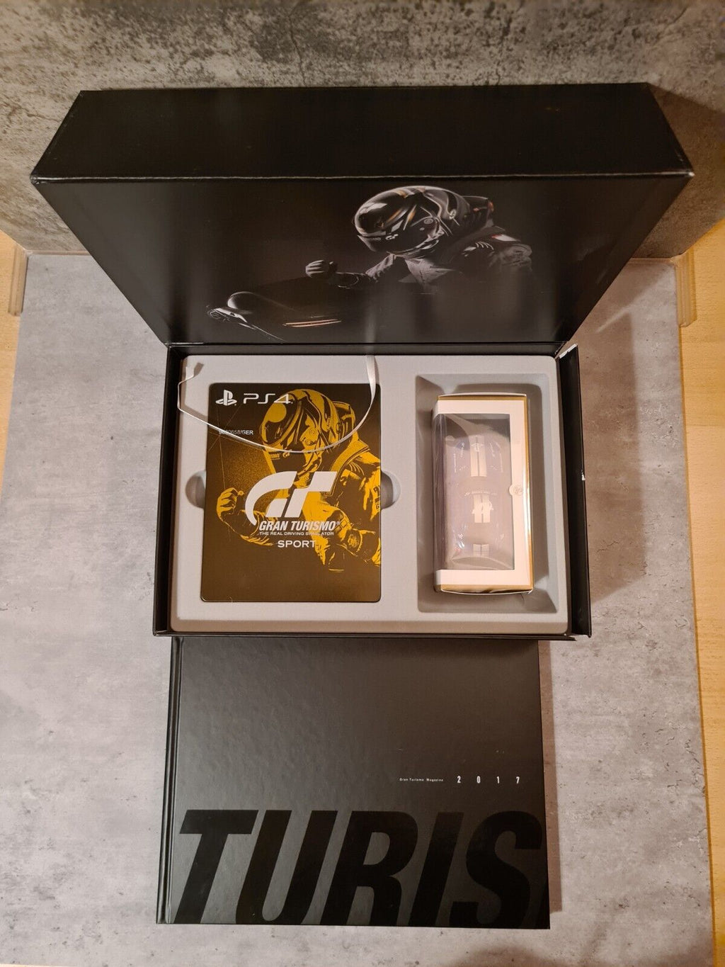 PS4 Gran Turismo Sport Special Collectors Edition mit Auto - T-Retro-Games 
