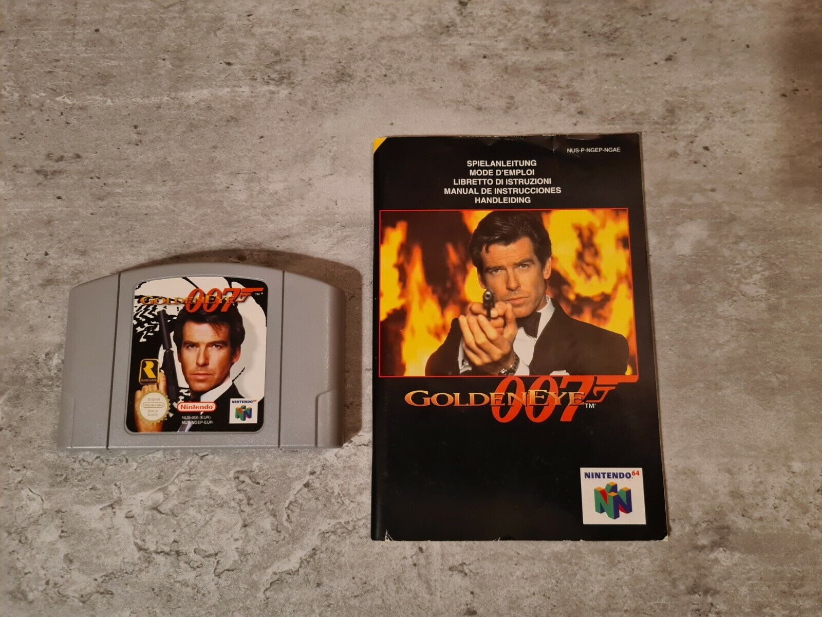 N64 Nintendo 64 GoldenEye 007 mit OVP und Anleitung FAH - T-Retro-Games 