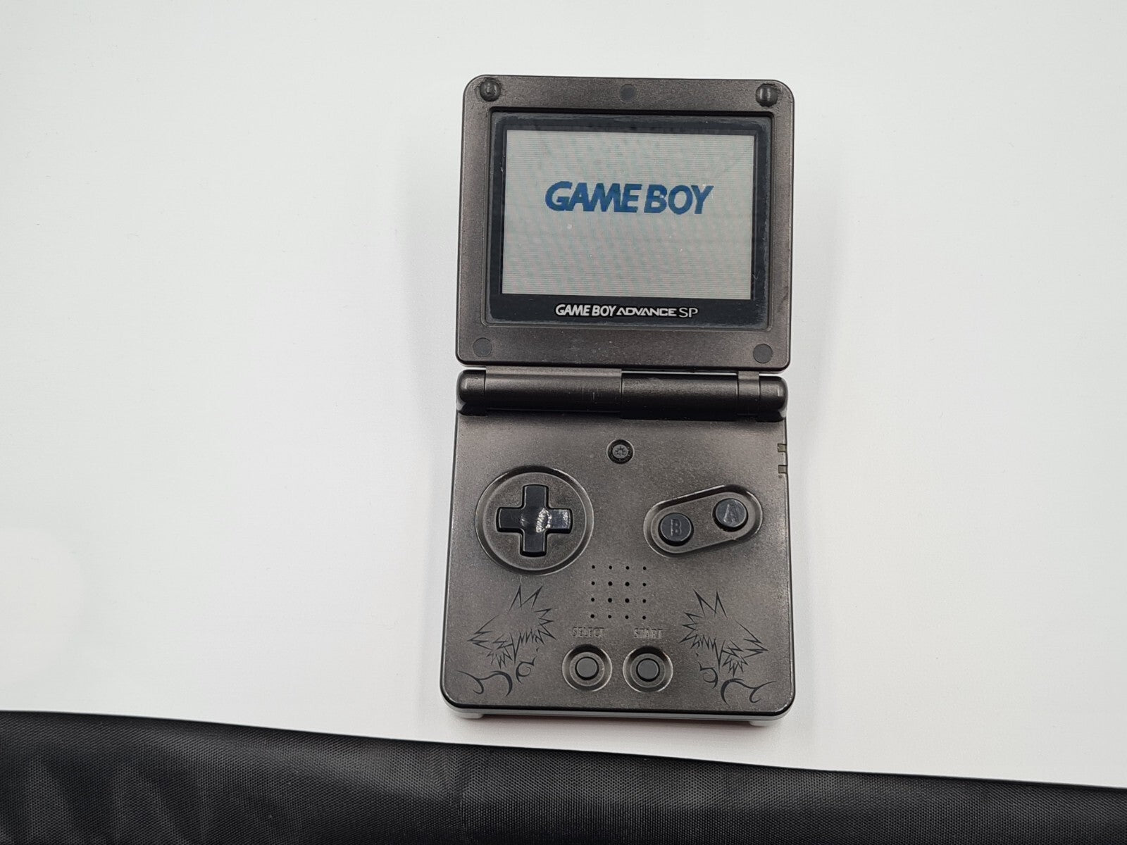 Nintendo Game Boy Advance SP   Kingdom Hearts Konsole AGS-001 mit Ladekabel