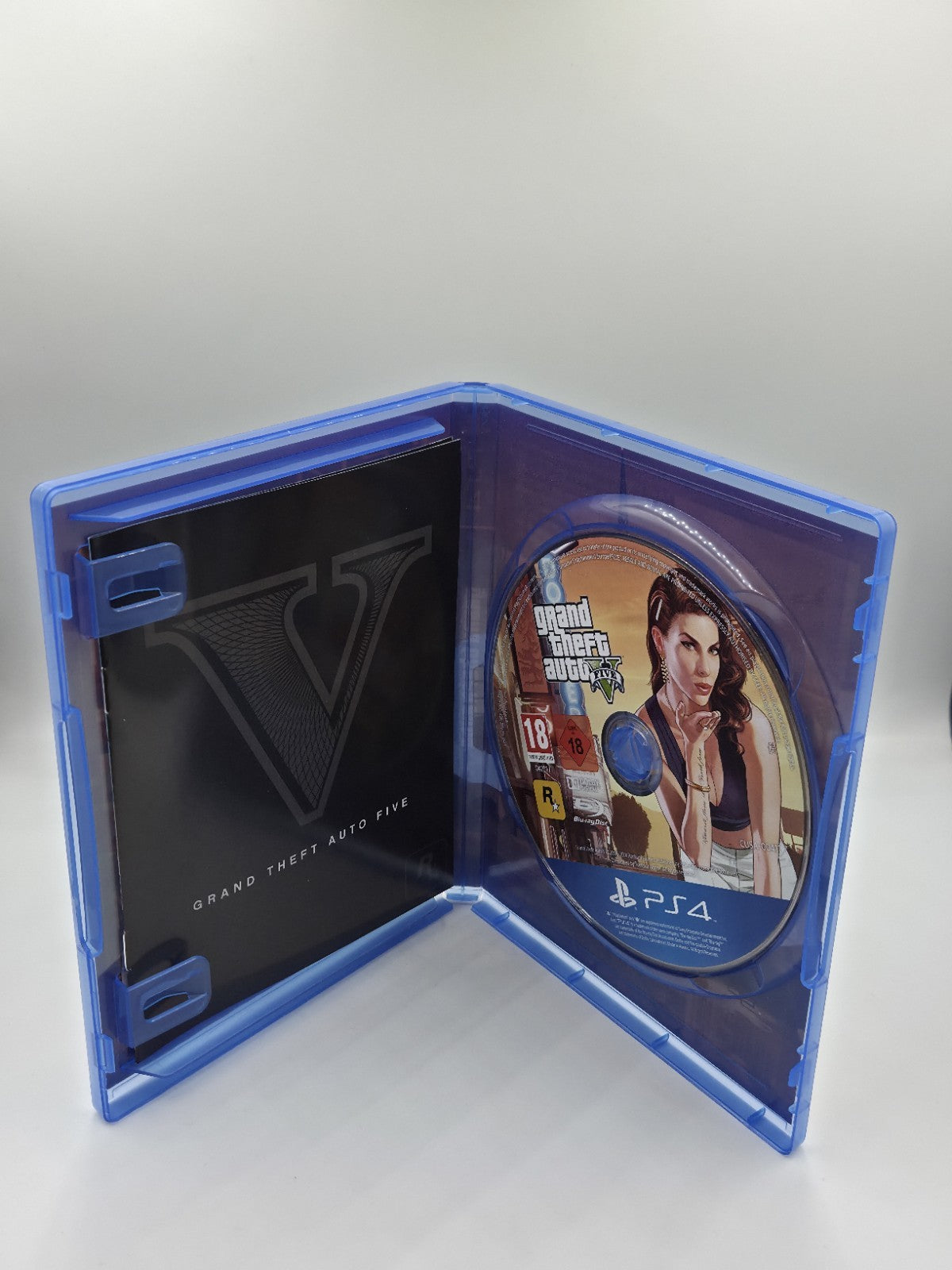 PS4 Playstation 4 Grand Theft Auto Five mit OVP und Anleitung Deutsch