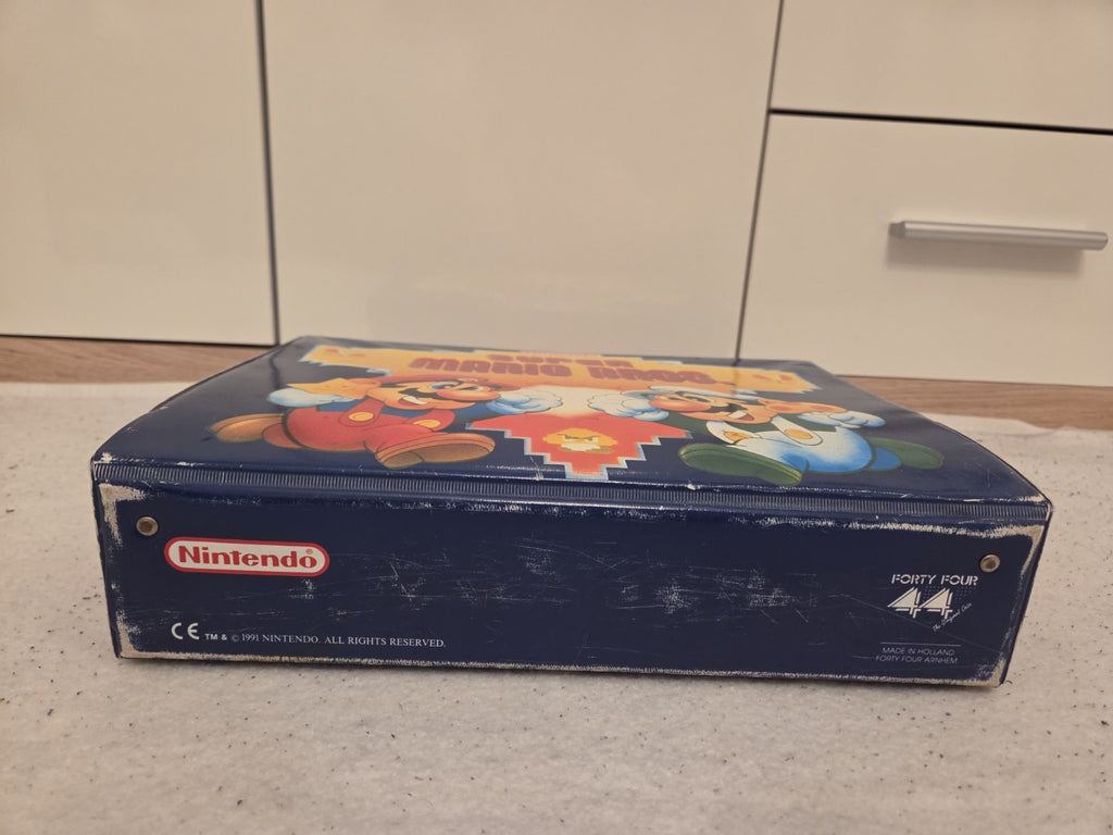 Nintendo Super Mario Bros. Koffer Case 
