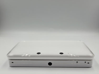 Nintendo 3DS Konsole Console Weiß White mit Ladekabel