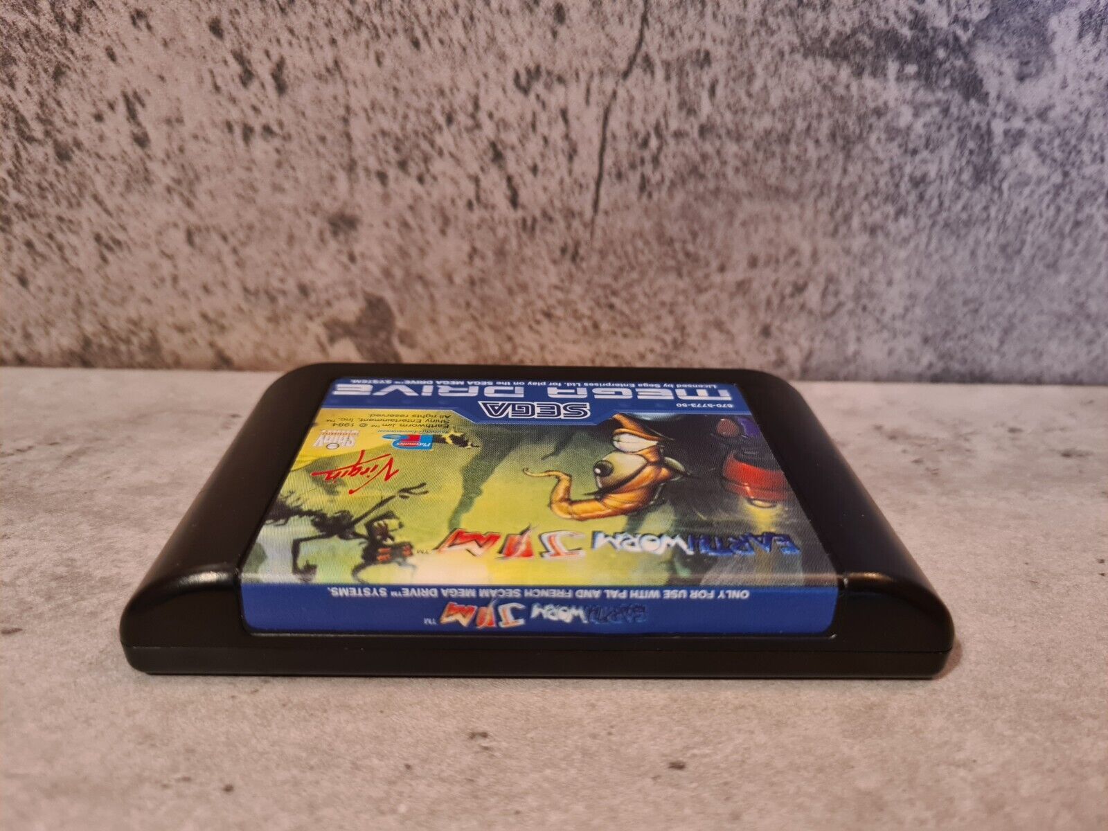 Sega Mega Drive Spiel Earthworm Jim mit OVP und Anleitung Multi Language - T-Retro-Games 