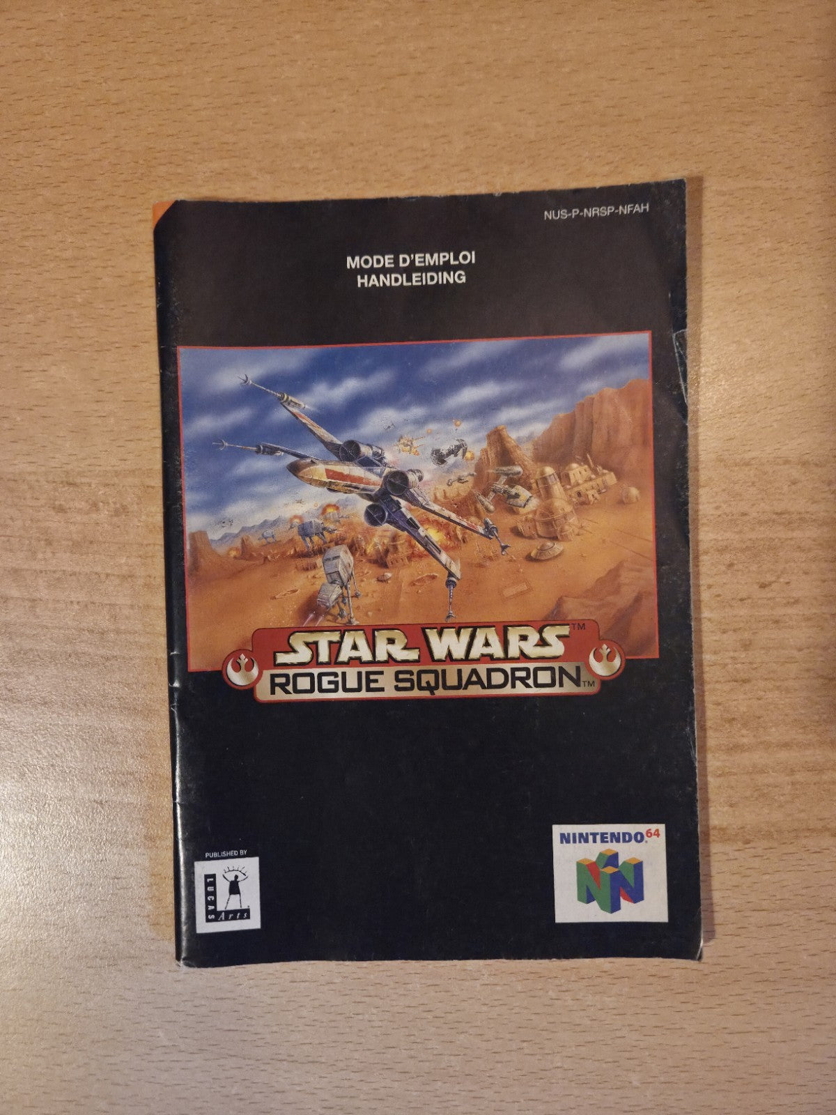 N64 Nintendo 64 Star Wars Rogue Squadron Instruction Booklet NFAH