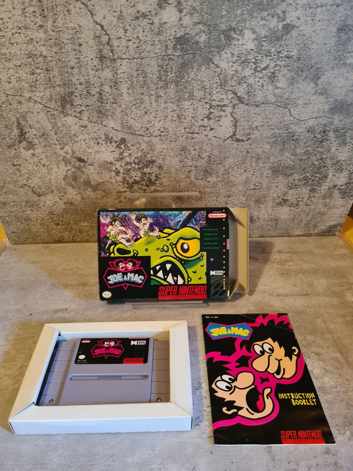SNES Super Nintendo Joe & Mac mit OVP und Anleitung NTSC USA - T-Retro-Games 