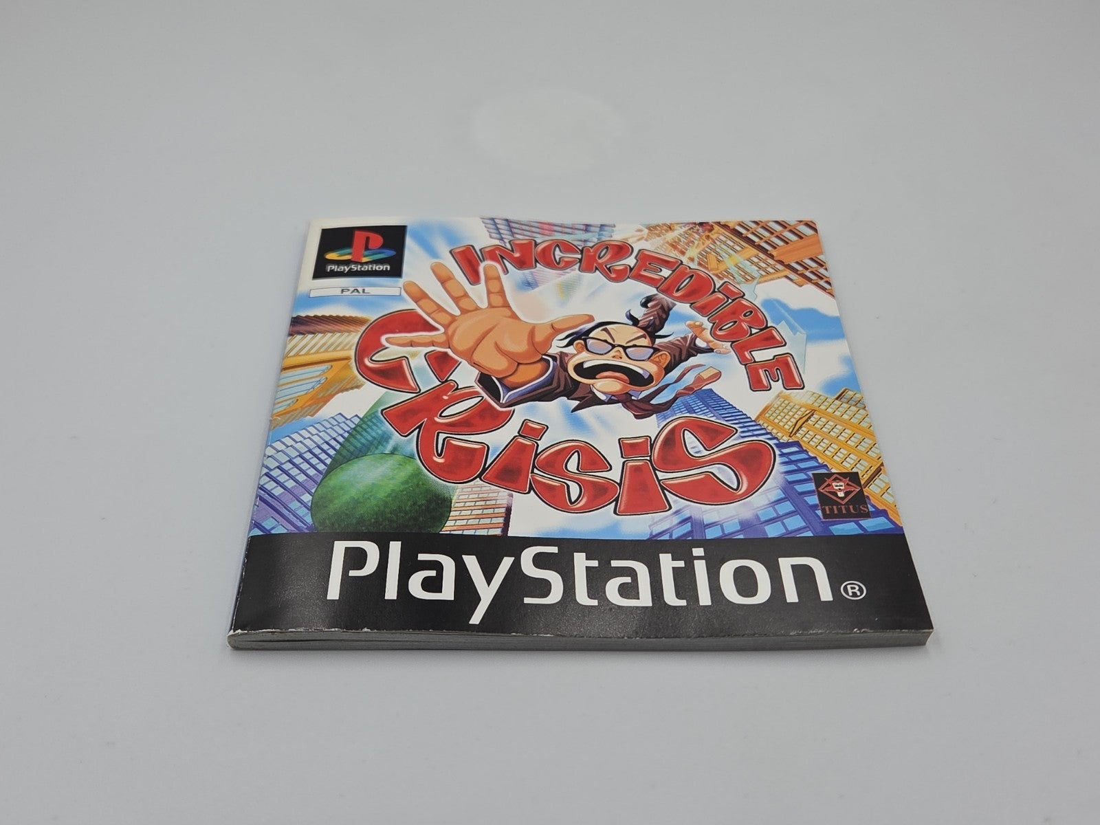 PS1 Playstation 1 Spiel Incredible Crisis mit OVP und Anleitung Multilingual