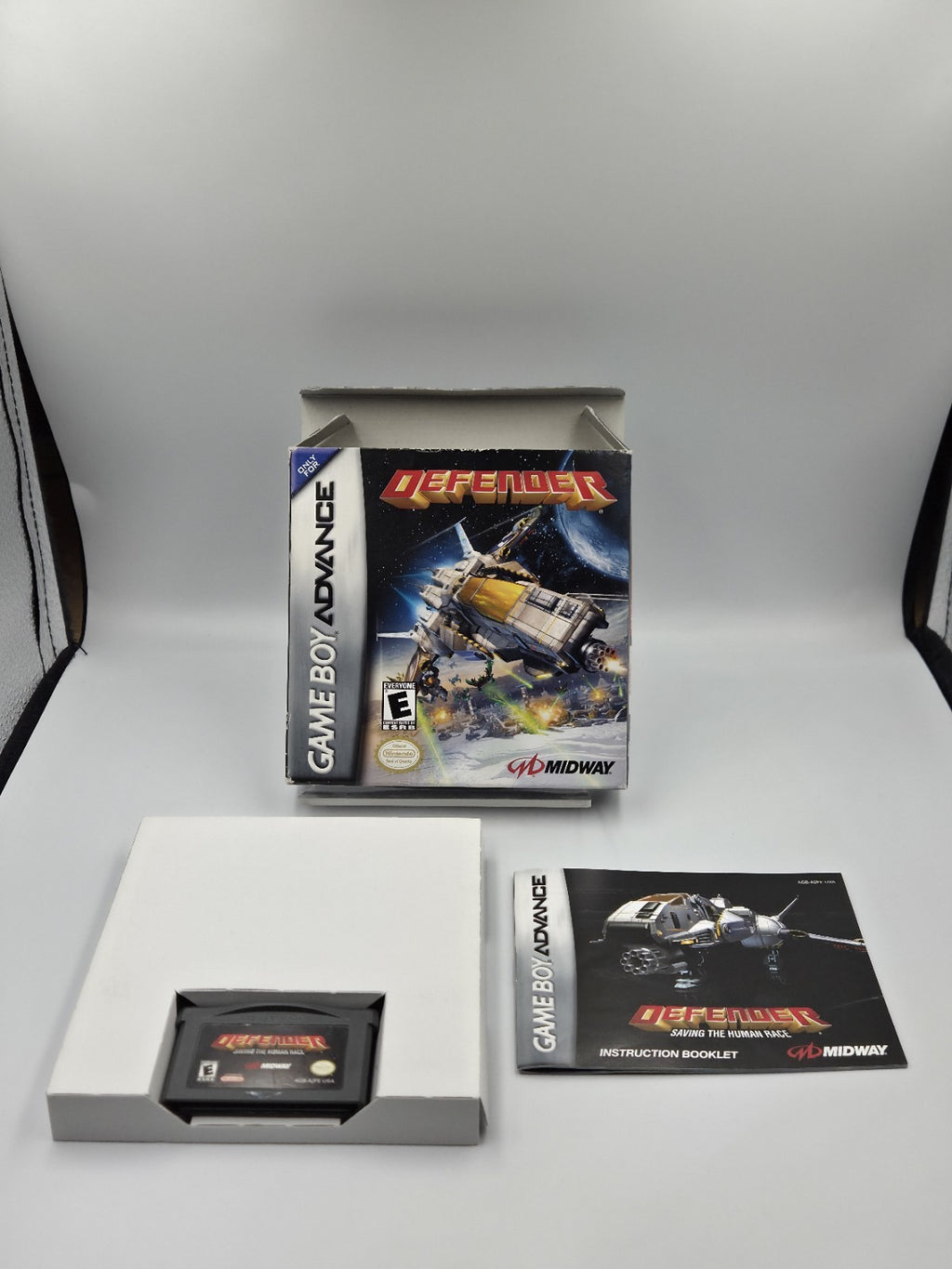 Nintendo Game Boy Advance Spiel Defender mit OVP und Anleitung USA