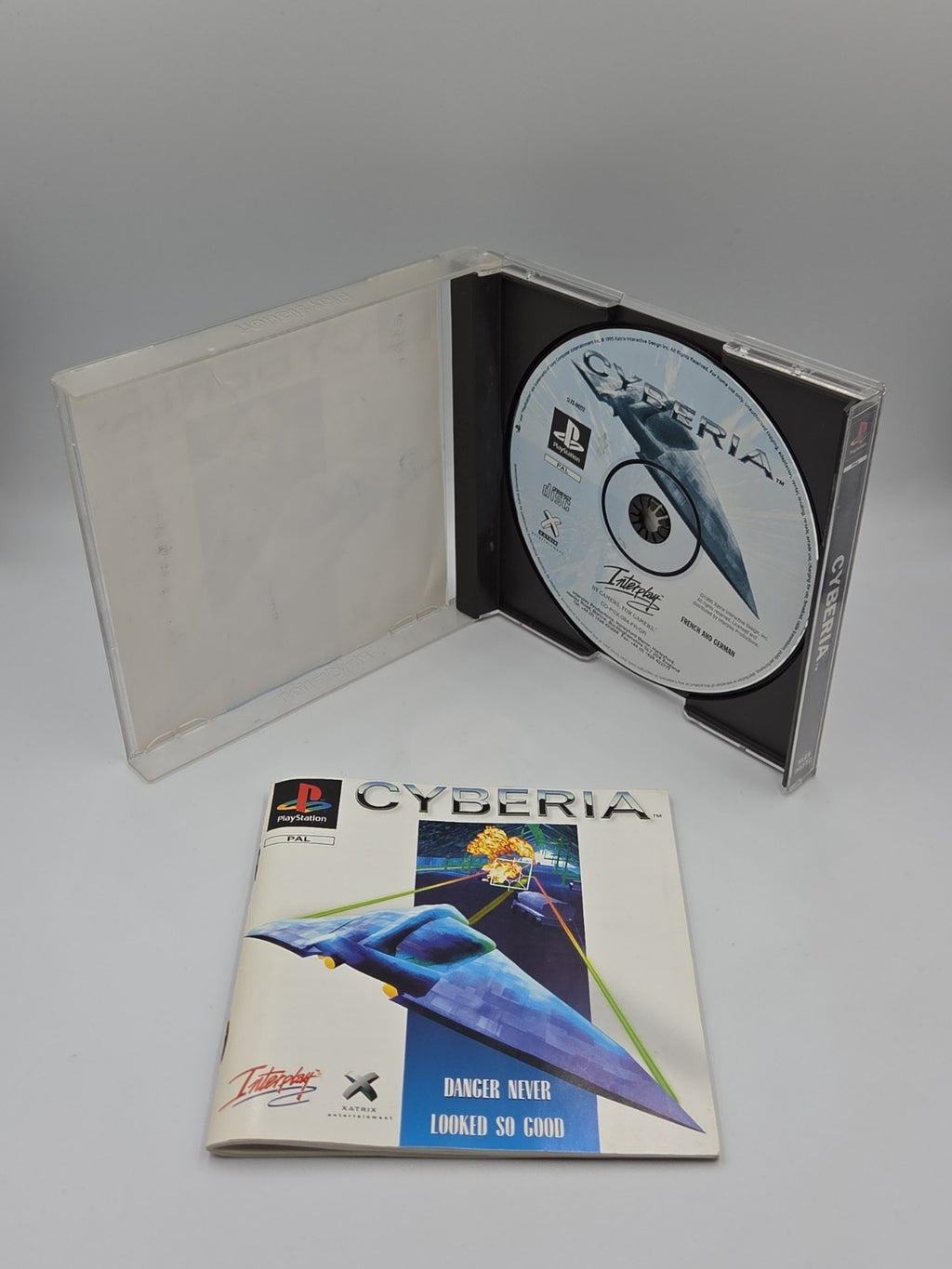 PS1 Playstation 1 Spiel Cyberia mit OVP und Anleitung Multilingual