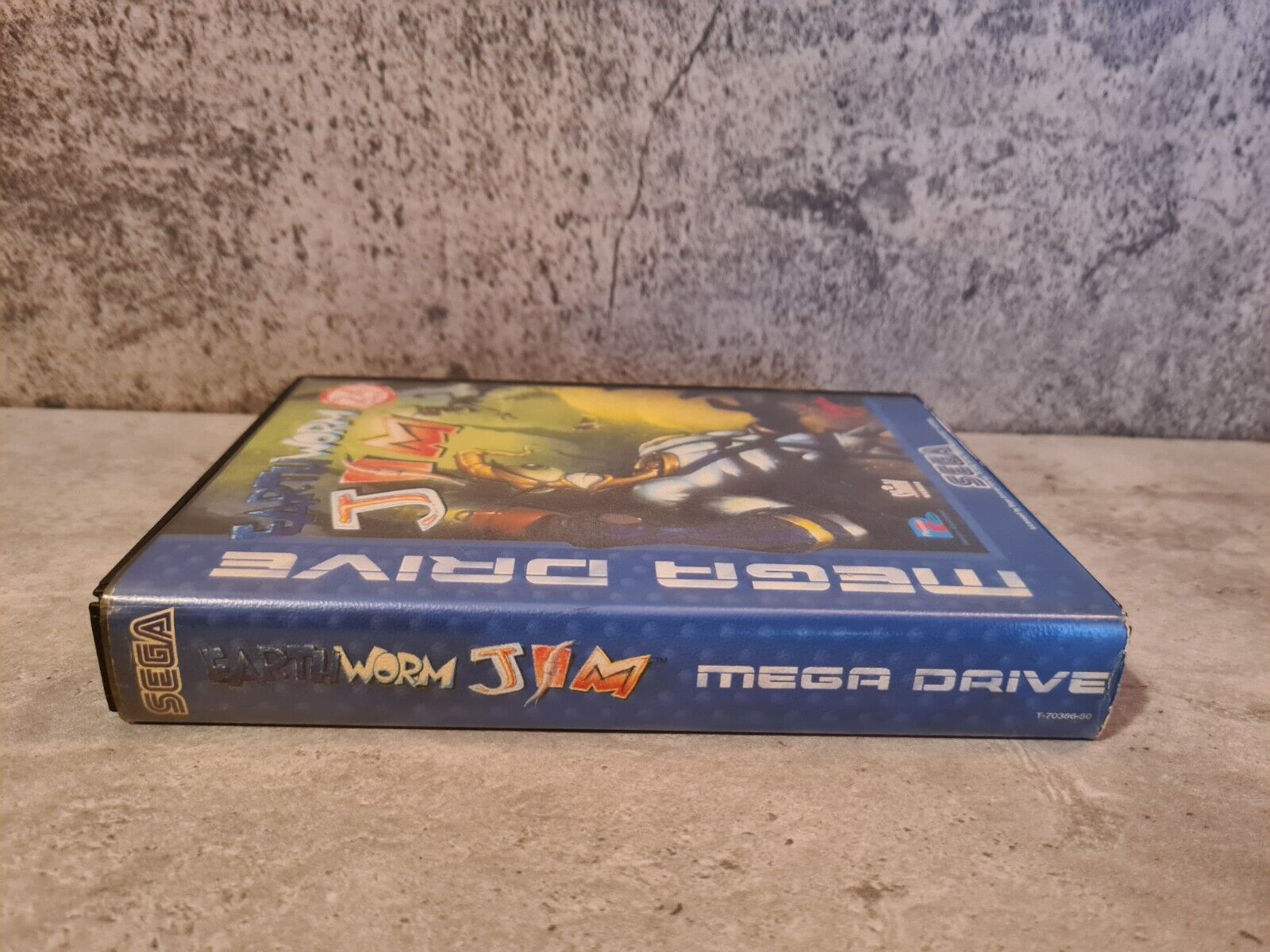 Sega Mega Drive Spiel Earthworm Jim mit OVP und Anleitung Multi Language - T-Retro-Games 